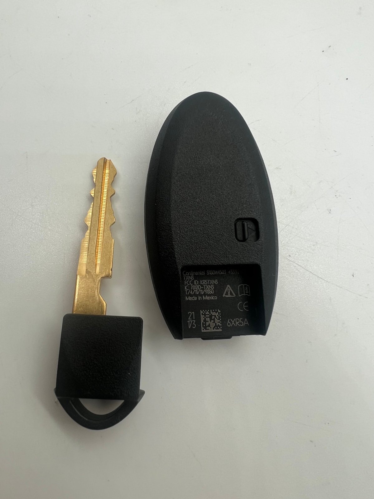 Nissan Kicks OEM 4 Button Key Fob KR5TXN3 6XR5A isD7gJfJT