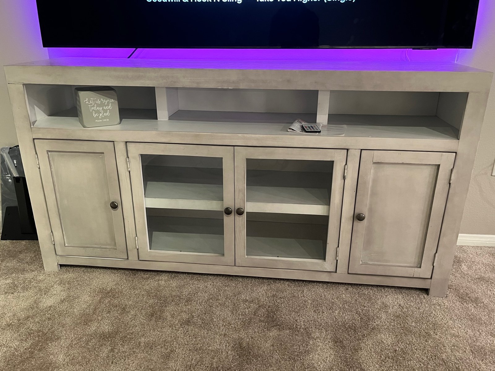 tv stand
