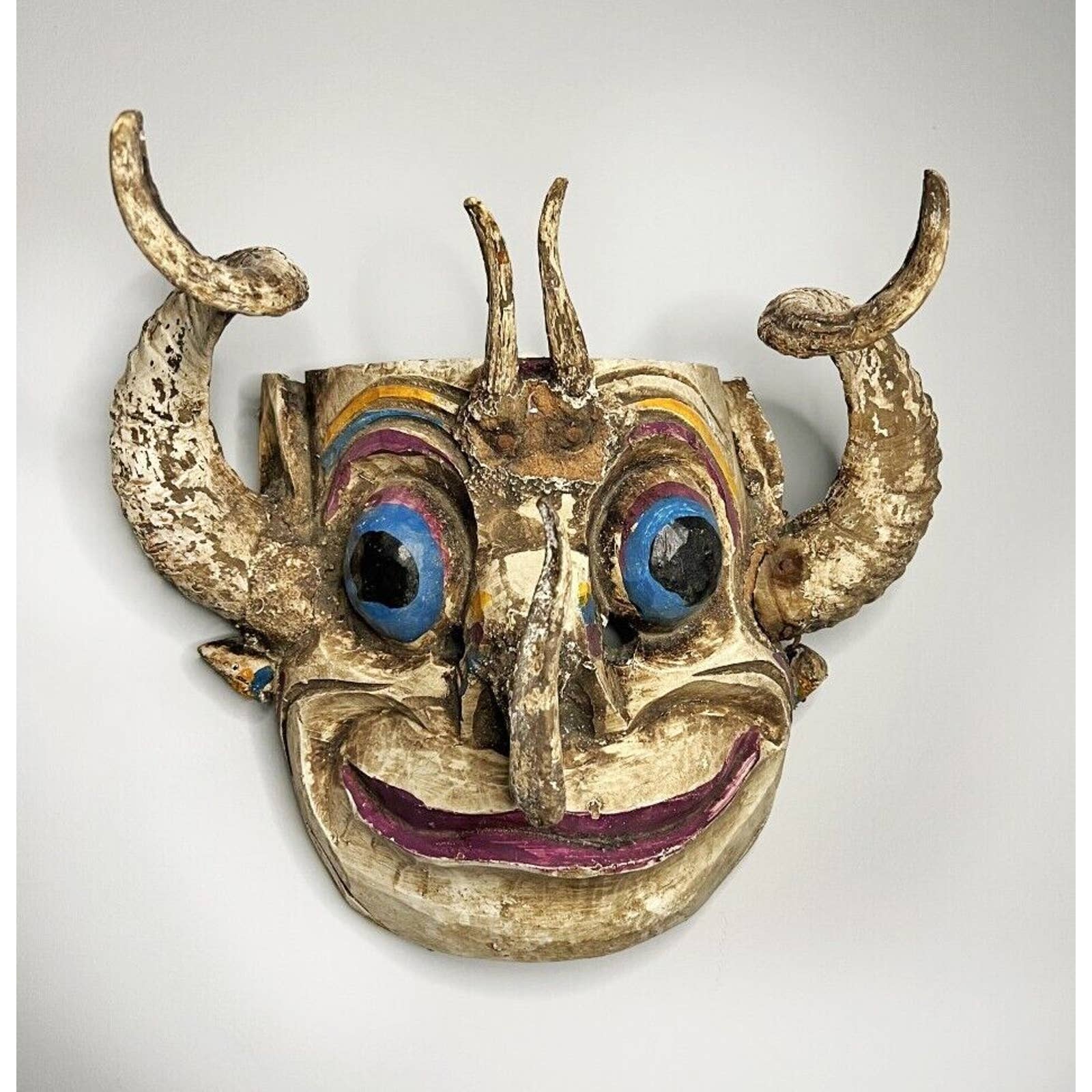 LARGE vintage Mexican Painted Wood Guerrero Mask w/ ram's horns other horns