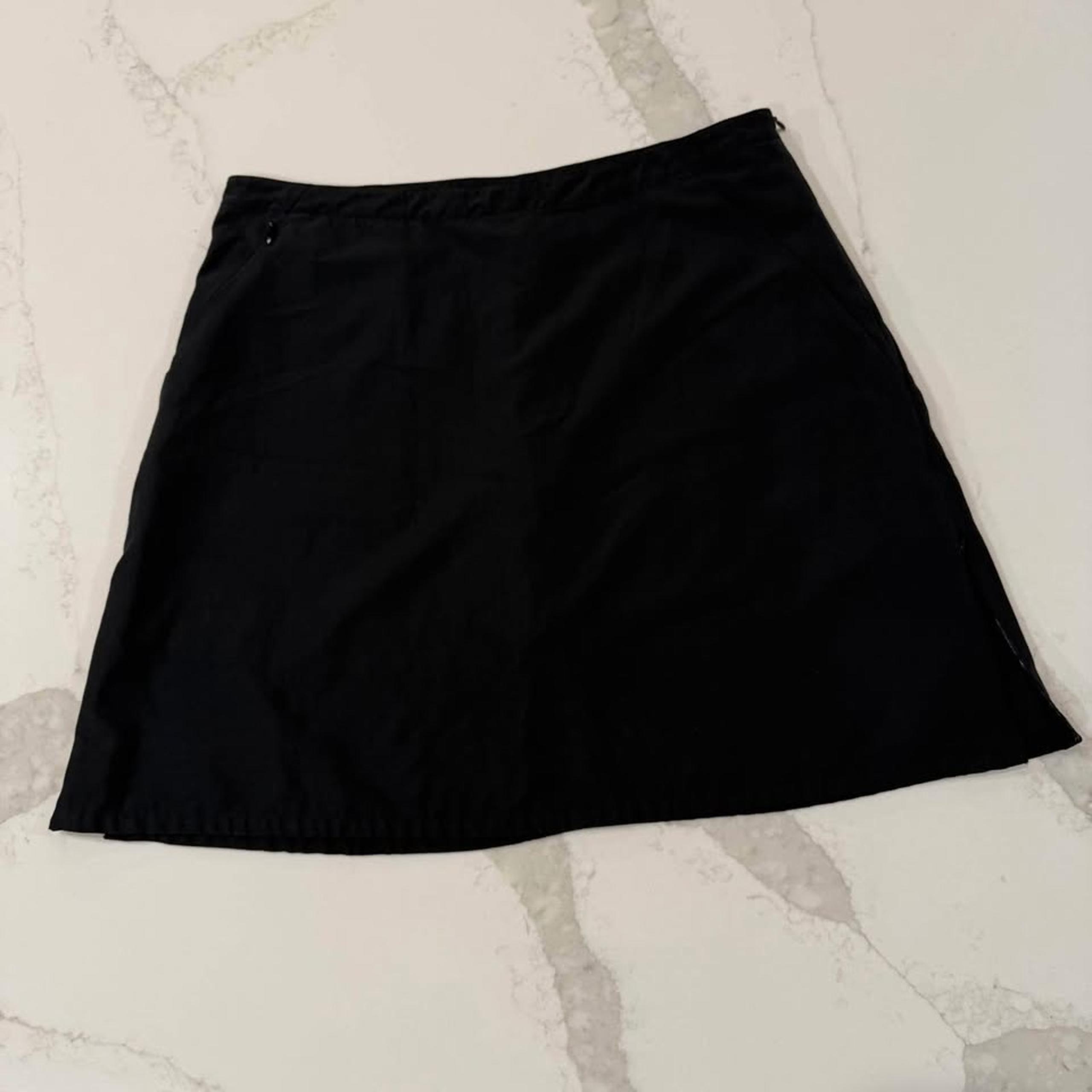 Patagonia Duway Athletic Skort Skirt Women’s Size 10 Black Side Zipper Gorpcore