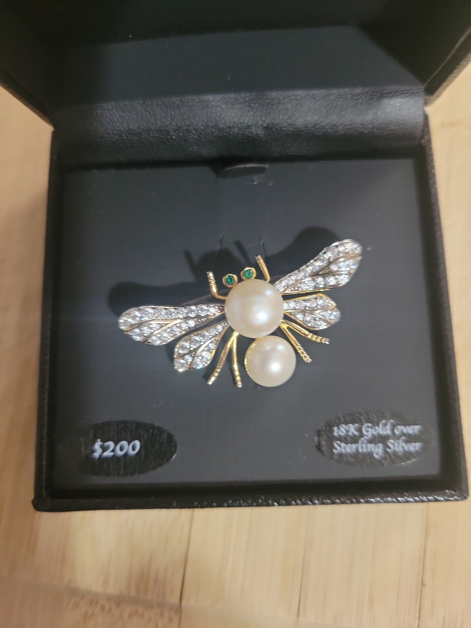 Gorgeous Dragonfly Pin