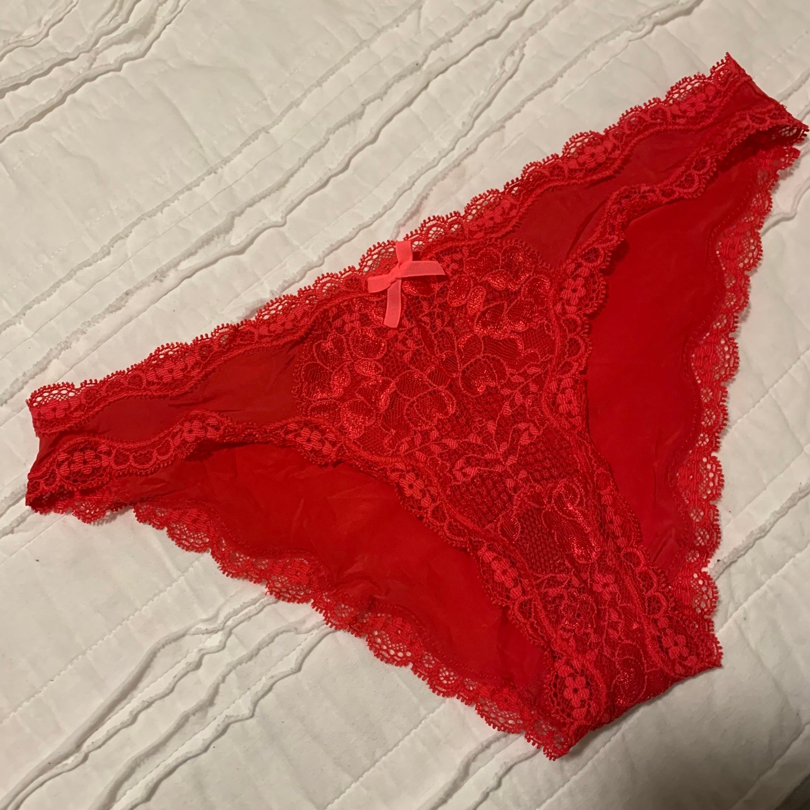 Victoria’s Secret dream angels lace cheekini panty