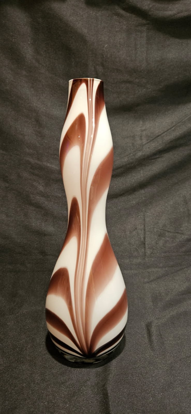 Glass vase