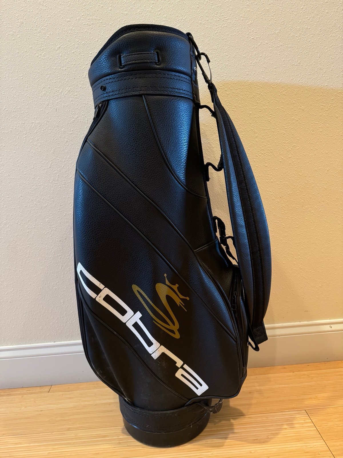 Cobra Golf Bag