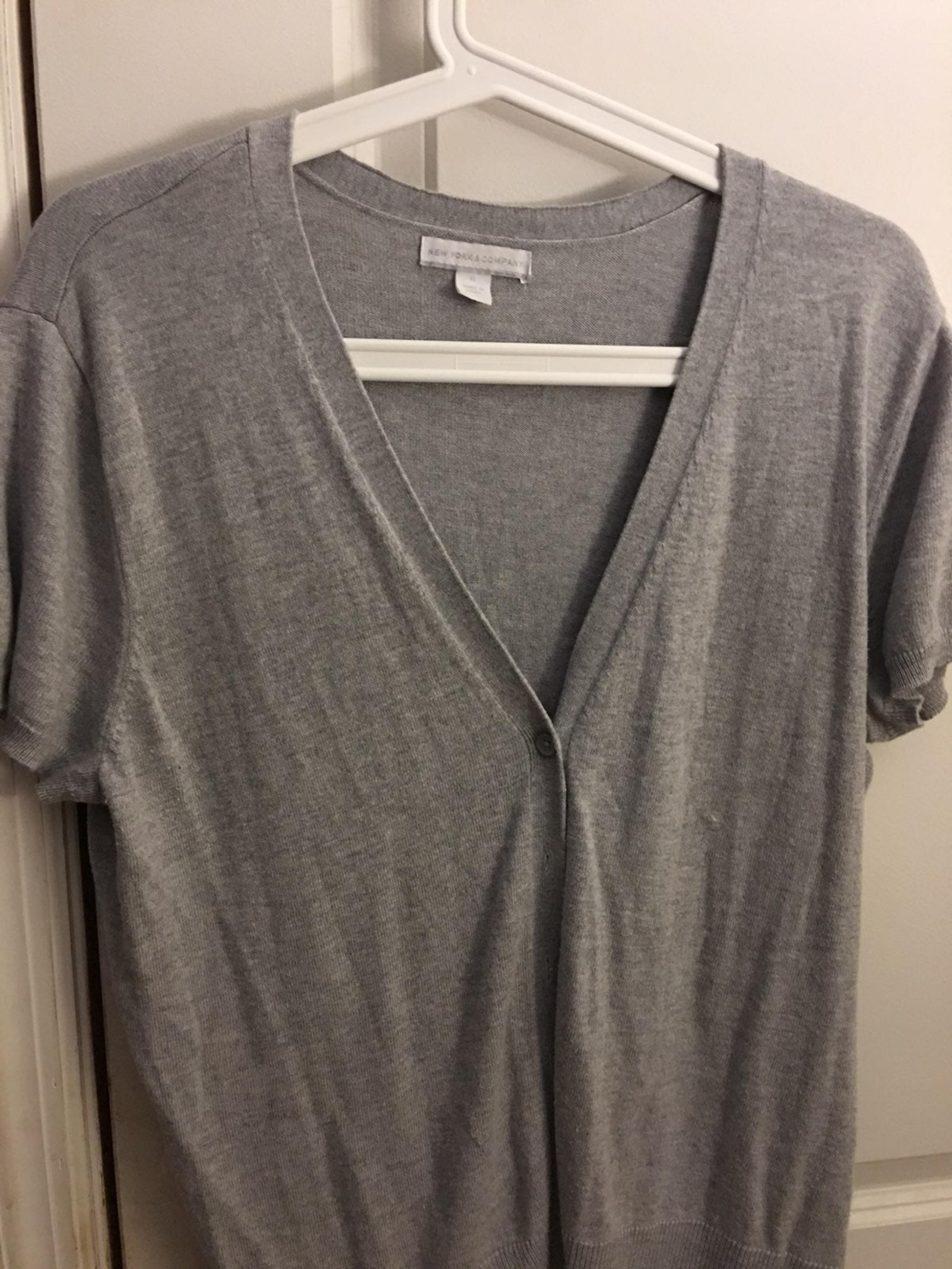 new york and company Ladies sweater size XL
