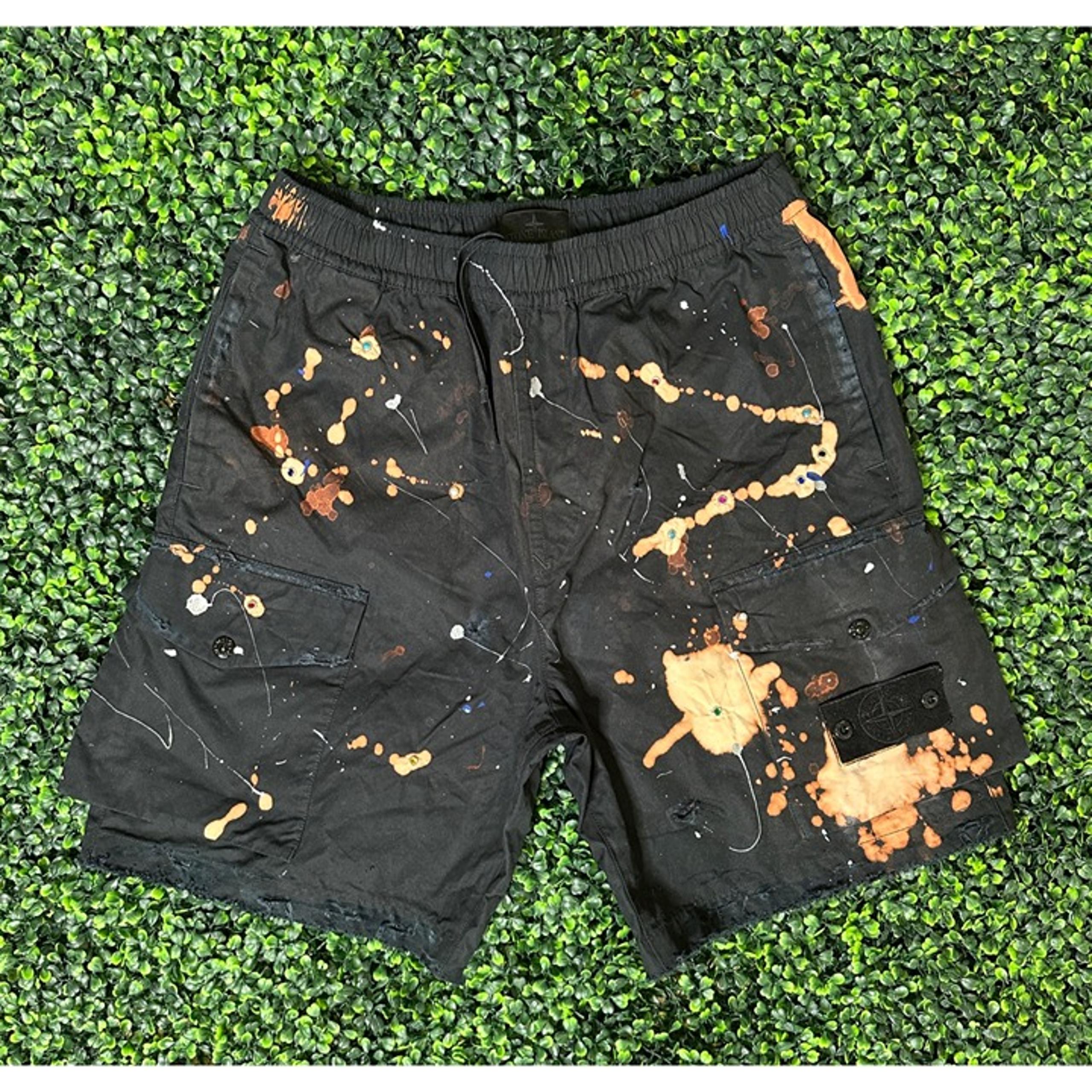 DRO Lab LTD Custom 1/1 ART x  Stone Island Cargo Shorts