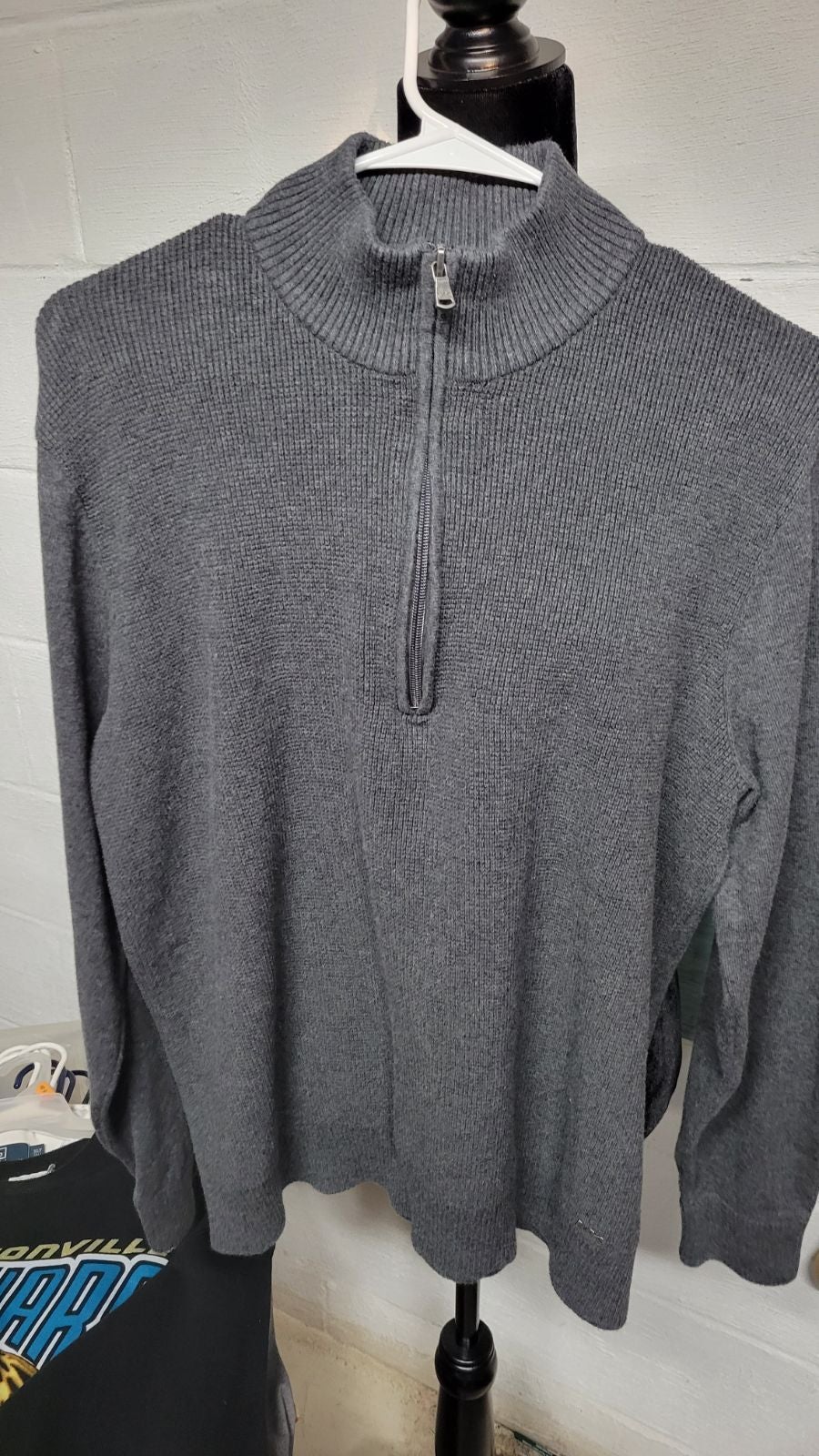 Michael Kors quarter zip sweater size Xl