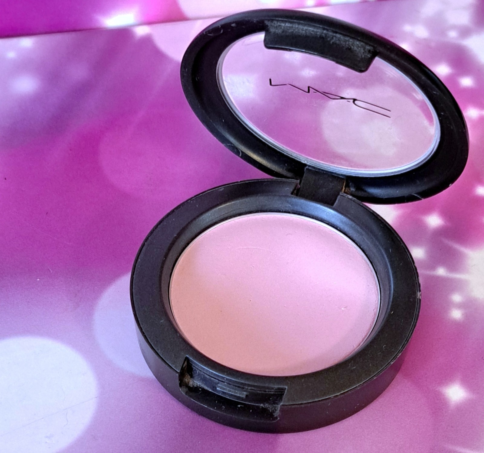 SWATCHED 90% MAC Sheertone Blush Cute sheer pink