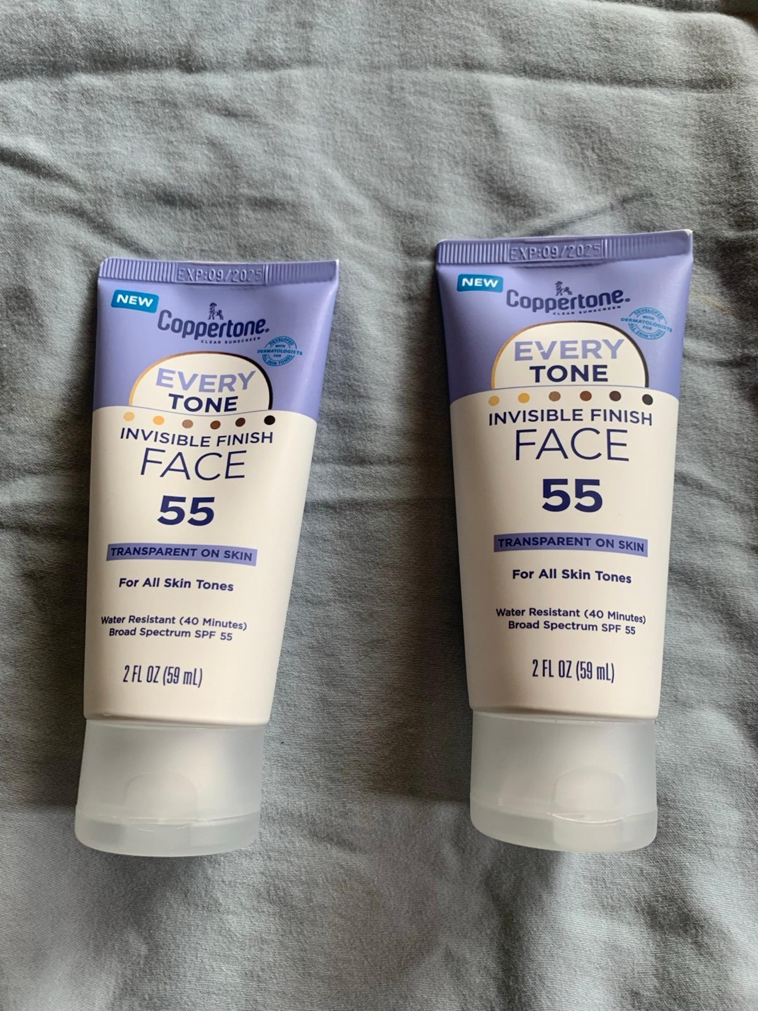Copper tone Oil Free Shine Control Face Sunscreen SPF45 2.5oz lot of 2
