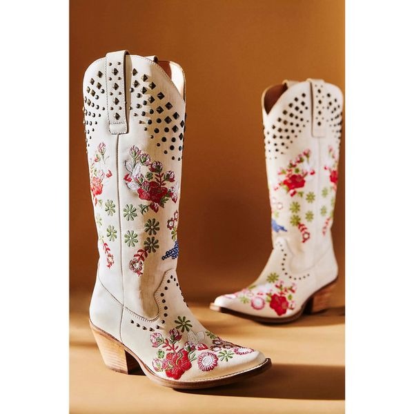 New Anthropologie Dingo Poppy Embroidery Tall Cowboy Boot Studded Ivory Size 7