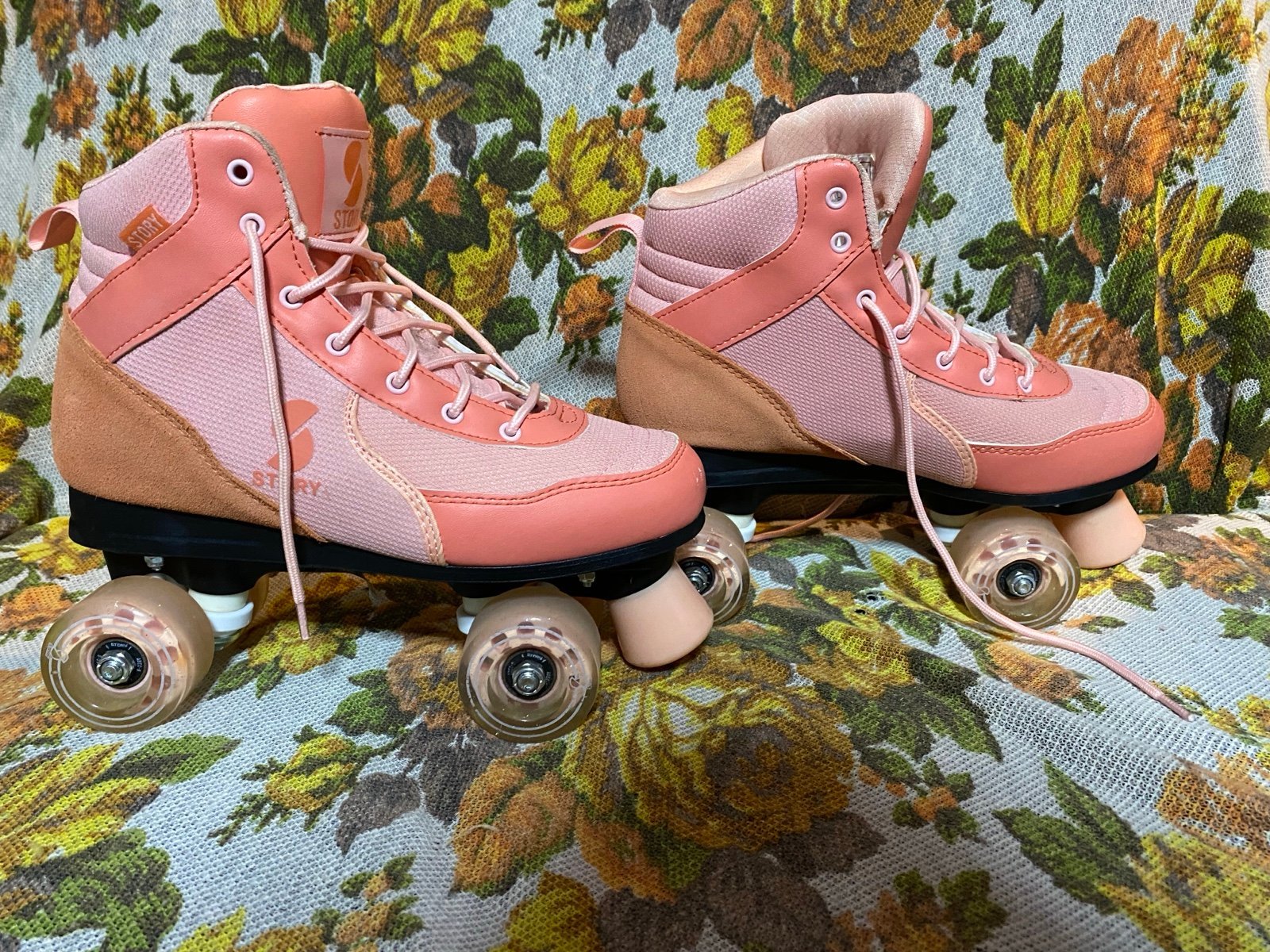 Story Cooper Roller Skates