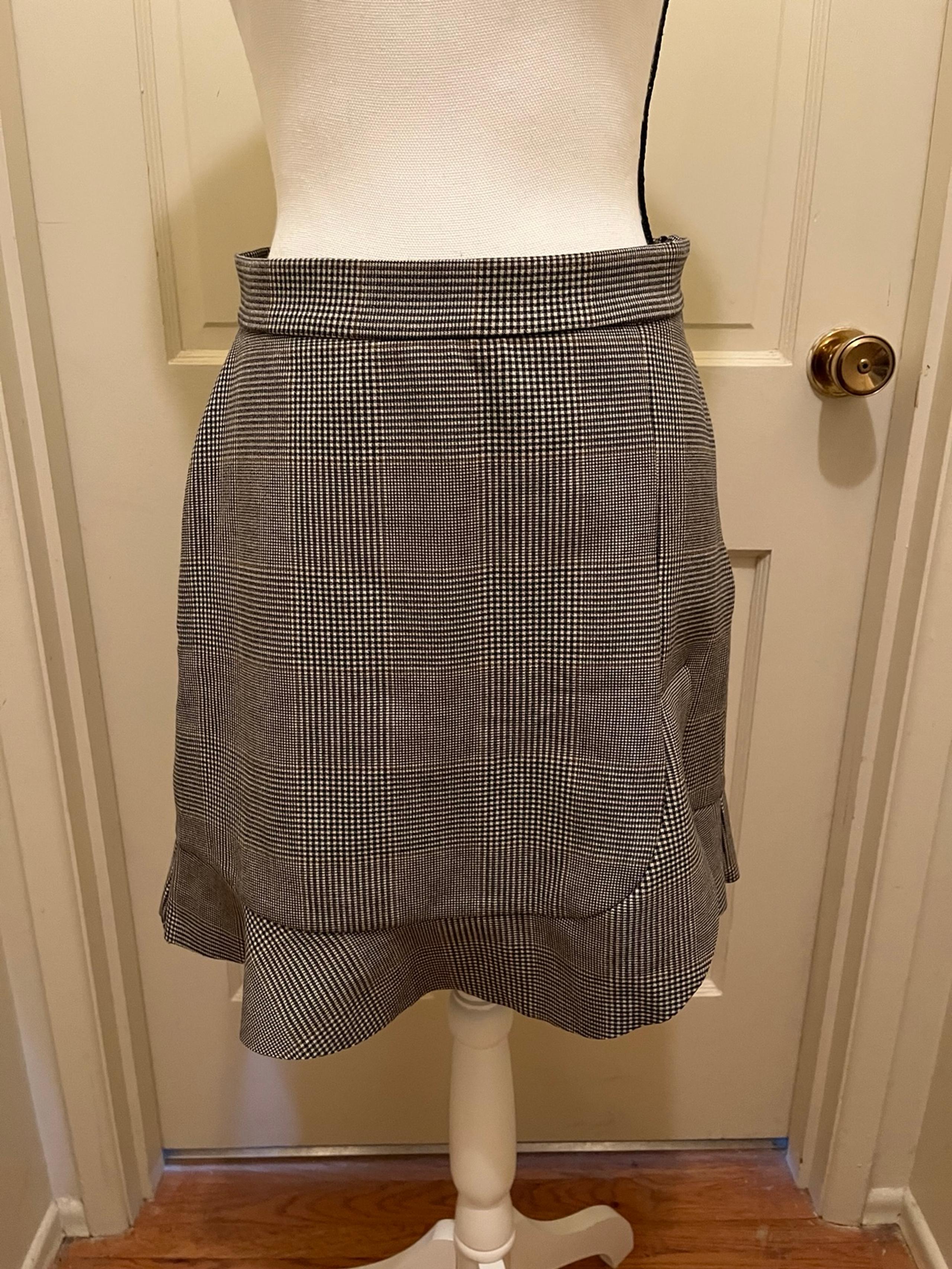 Women’s Zara Woman’s Houndstooth Scalloped Skirt •Sz M