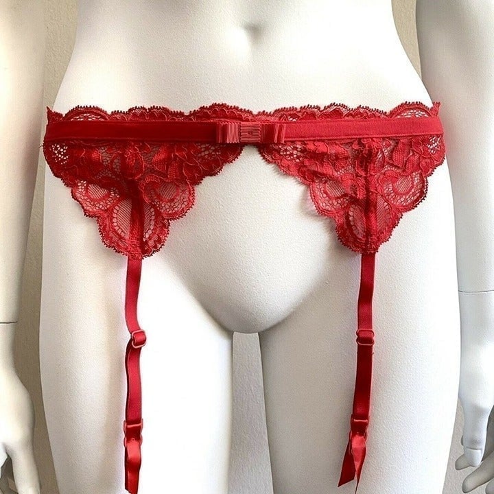 XS/S Victoria's Secret Very Sexy Red Lace Bow Accent Adjustable Garter Belt XS/S