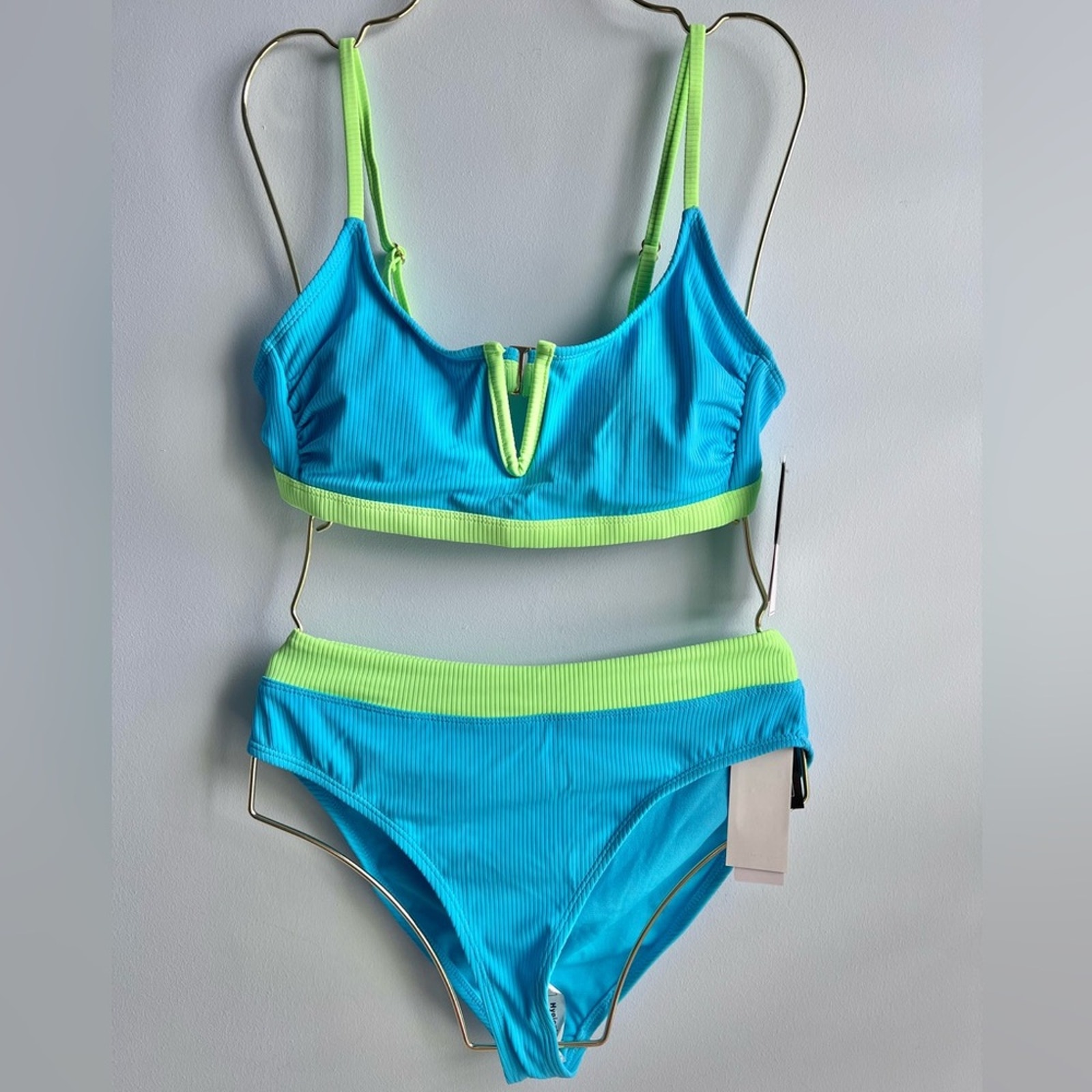 Salt + Cove Juniors' Ribbed V-Wire Bralette Bikini Top & Bottom Size Medium