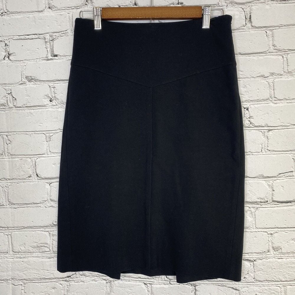 Diane von Furstenberg Size 2 Black Pencil Skirt Side Zip Pleated Stretch Mini