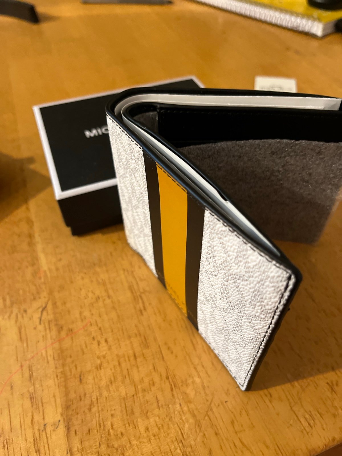 Michael Kors Bifold Wallet New