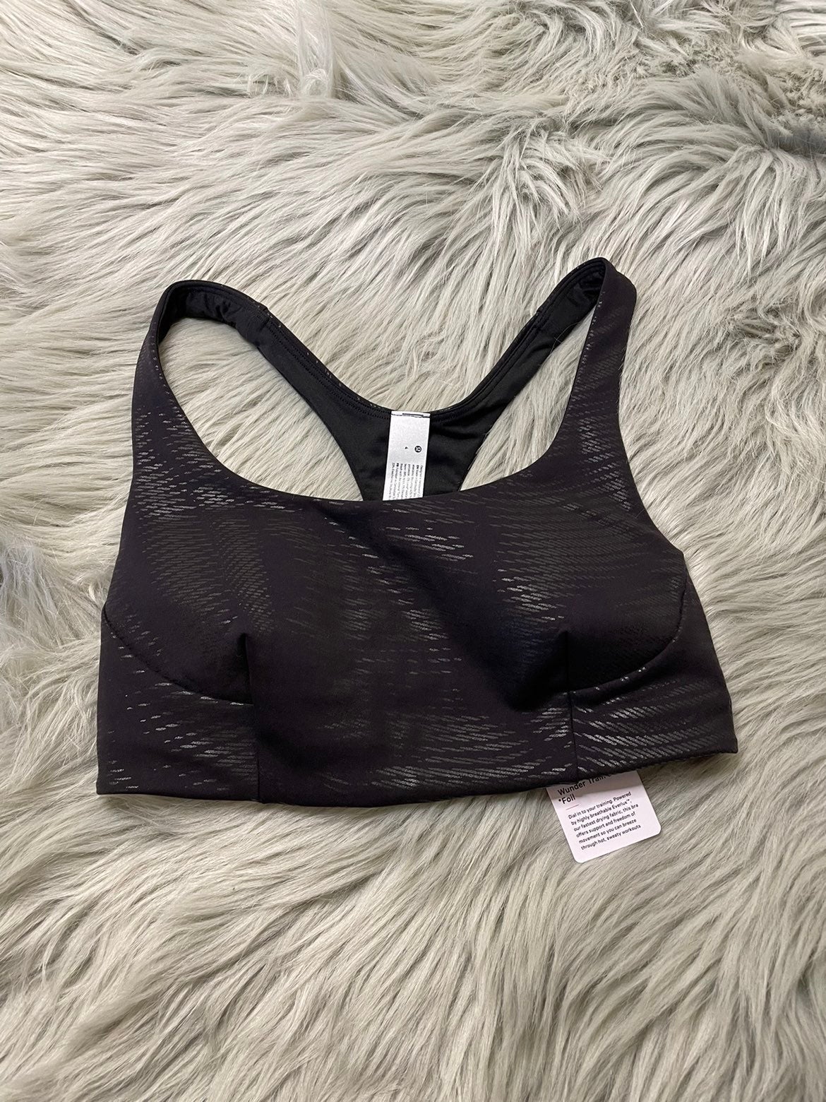 lululemon sports bra