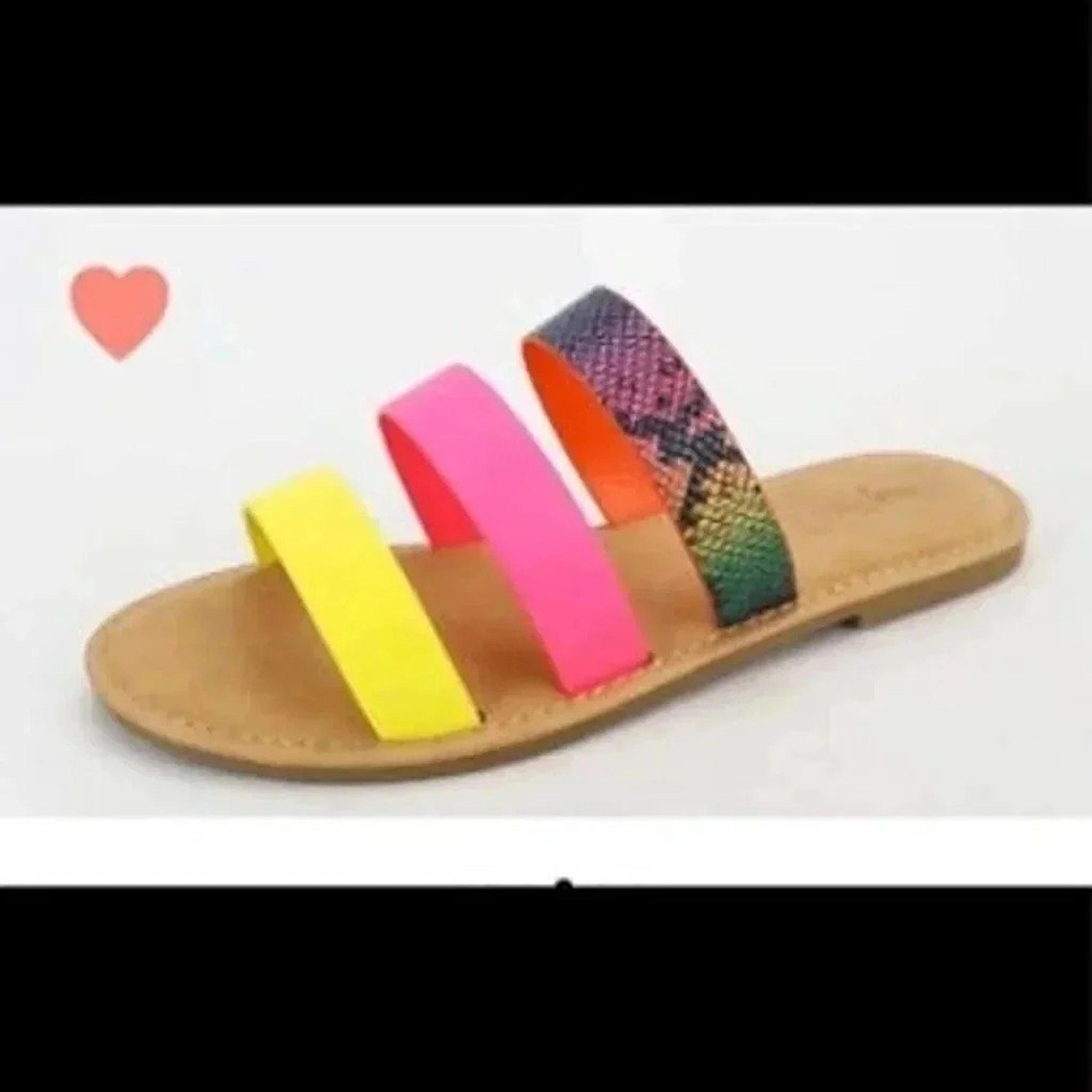 boutique Women's size 6 Neon snakeskin strappy sandals