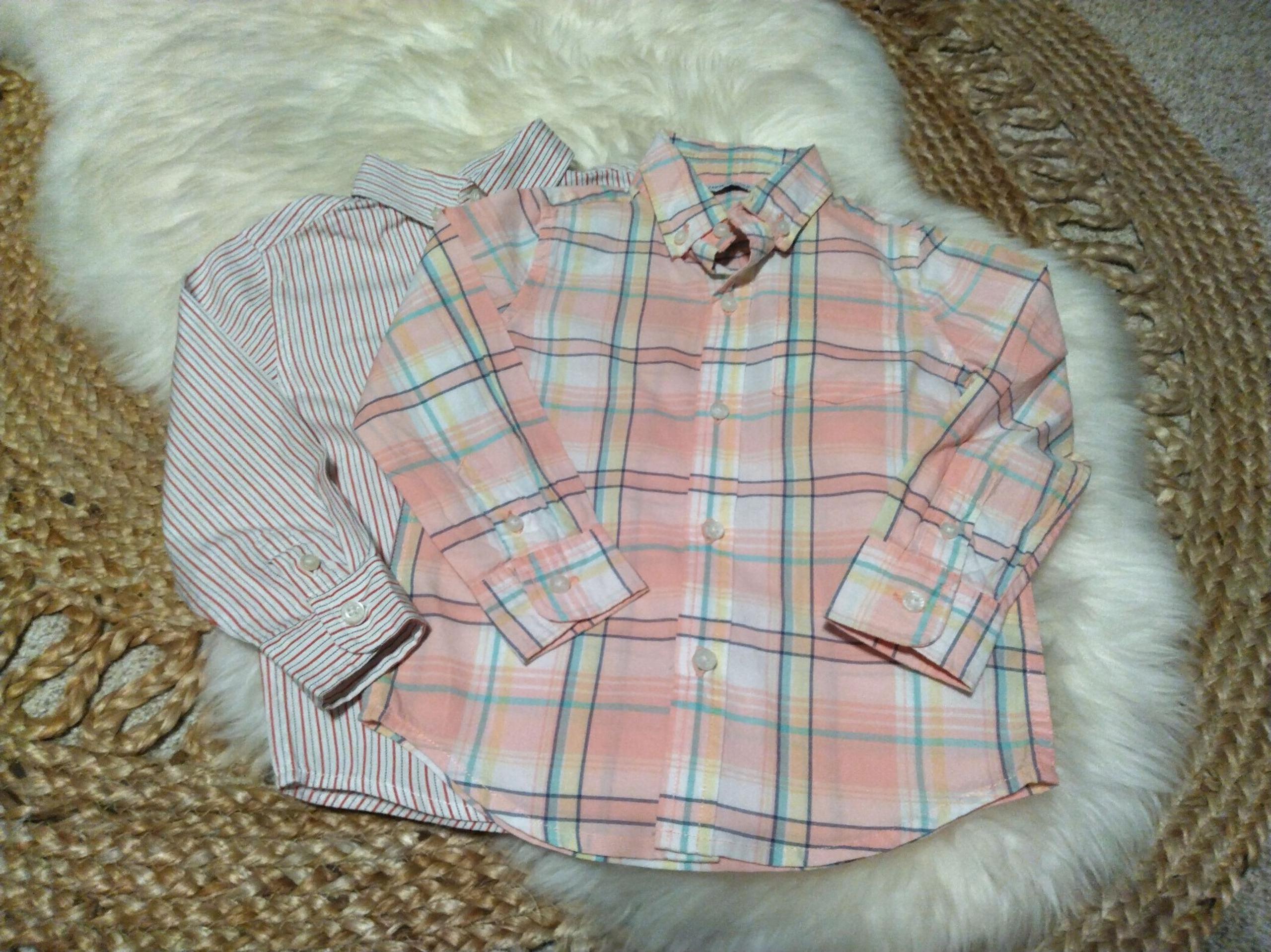 Janie and Jack boys size 2T bundle of 2 Long sleeve button down shirts