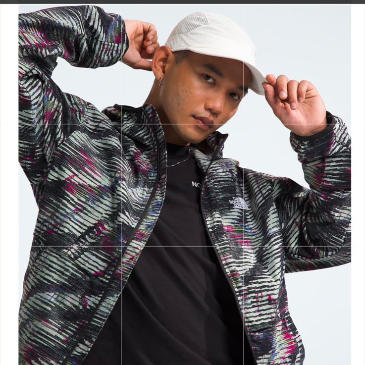 NWT The North Face Easy Wind Long Sleeve Flash Printed Hooded Jacket
