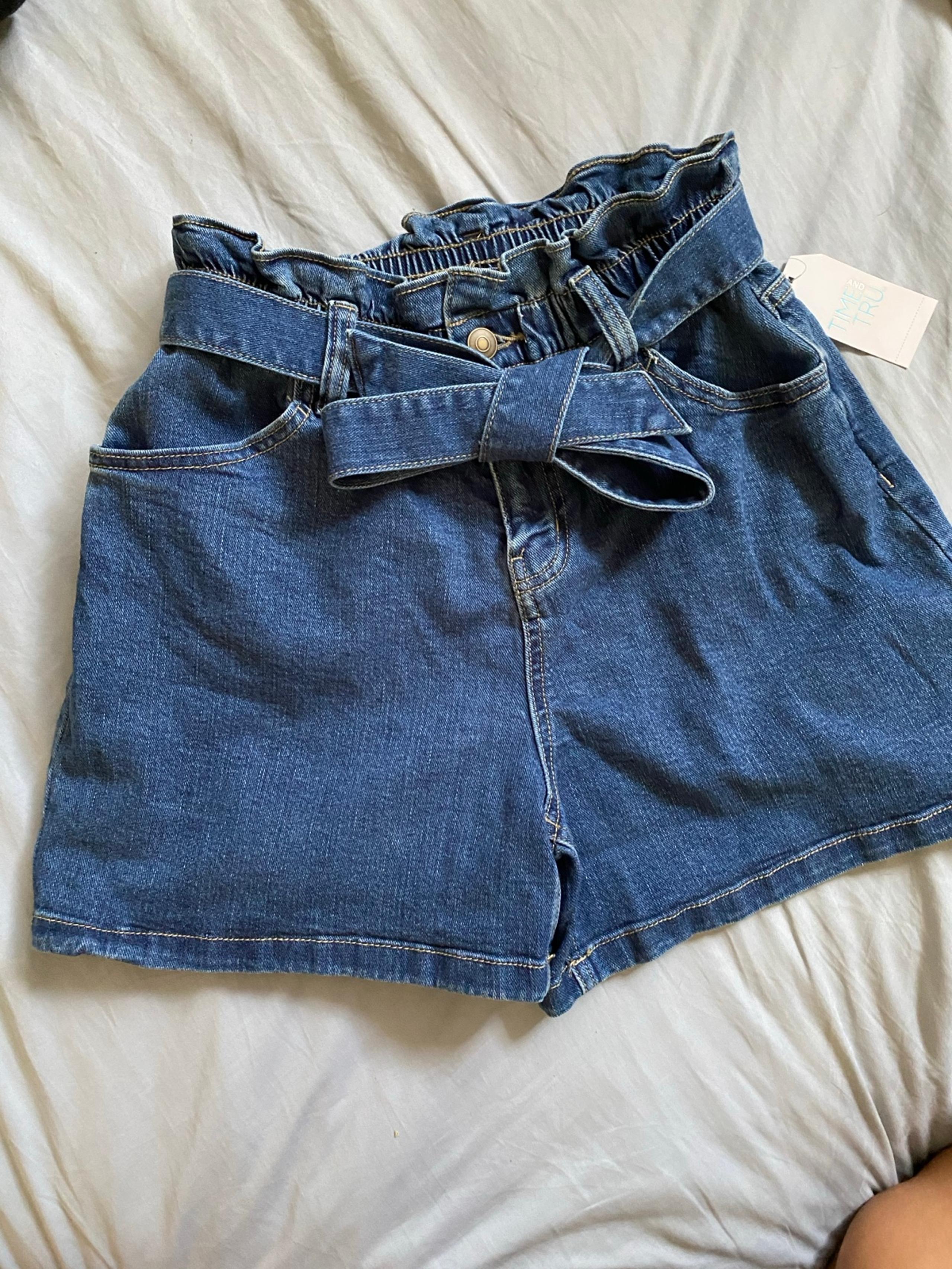 Time & Tru Womens Shorts Size 4