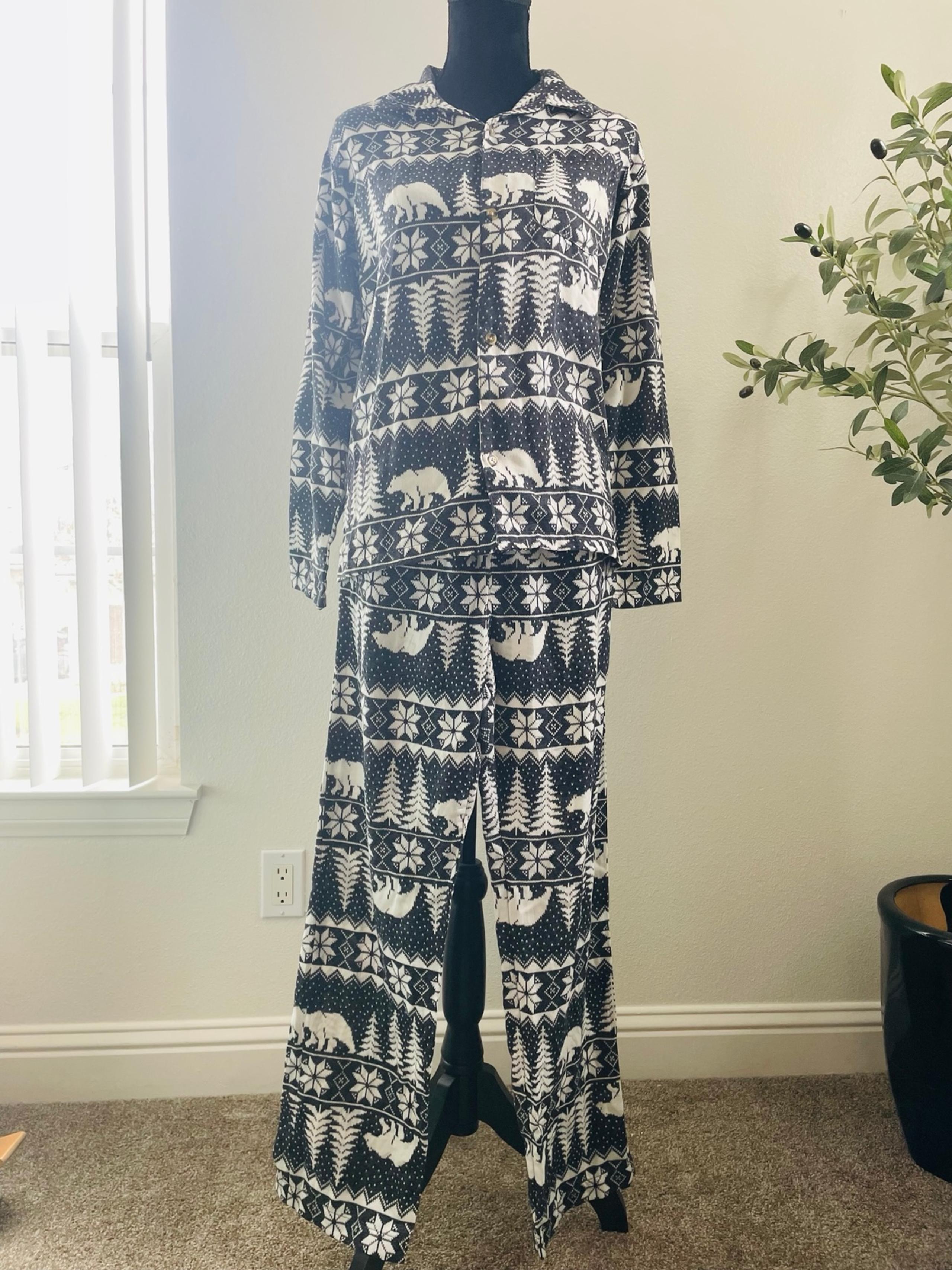 old navy women pajama set