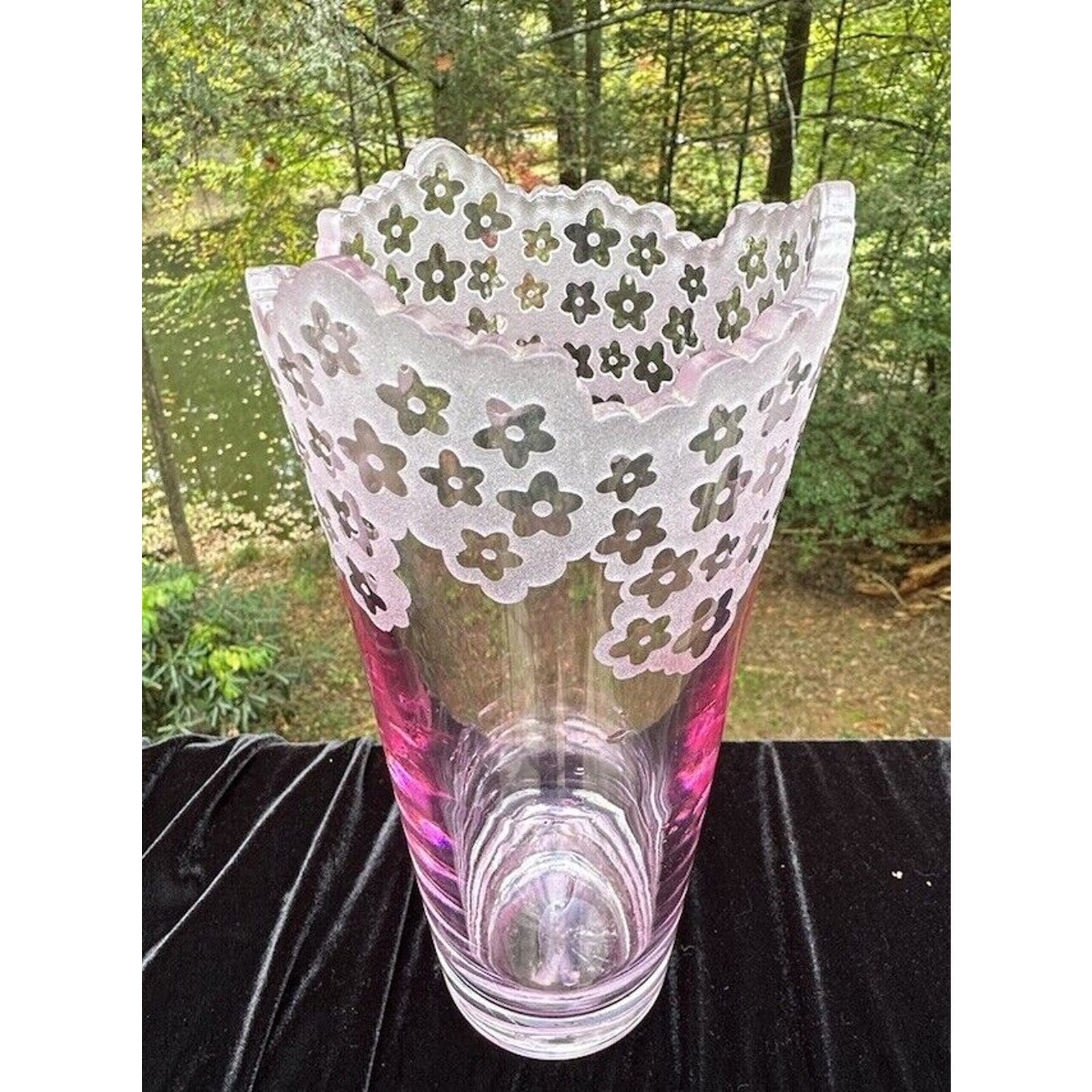 Galway Irish Pink Crystal Teleflora Vase with Scalloped Etched Edge Stunning -S1