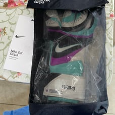 Nike GK Vapor Grip 3 ACC Soccer Goalkeeper Gloves Championship FB2999-010 Size 9