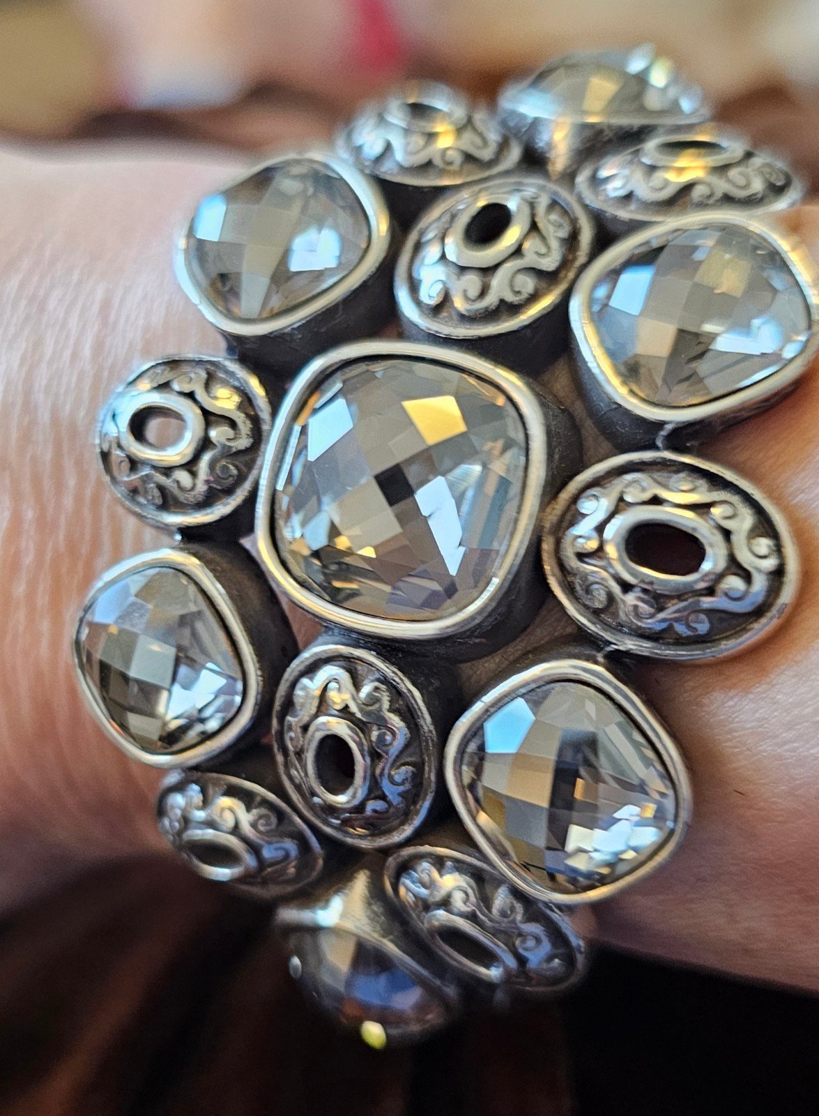 BEAUTIFUL BRIGHTON BANGLE BRACELET, Stamped