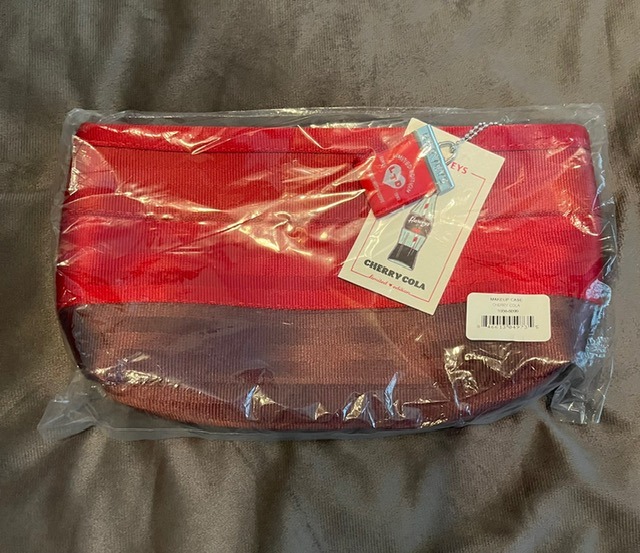 Harveys Seatbelt CHERRY COLA Makeup Case NEW