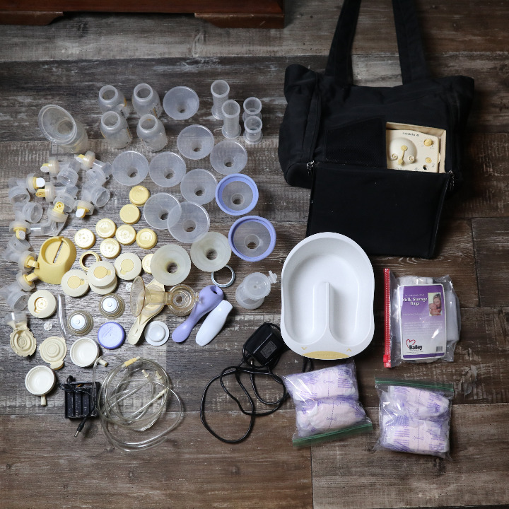 Medela double pump in style Lot of over 100 pieces