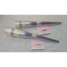 2 It Cosmetics Love Beauty Brushes Flawless Powder 202 + Buffing Mineral 206