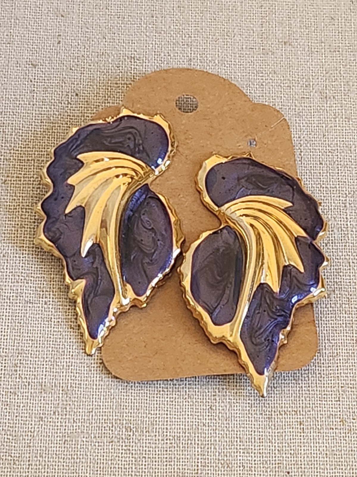 Vtg 1980s Goldtone & Purple Enamel Pierced Earrings