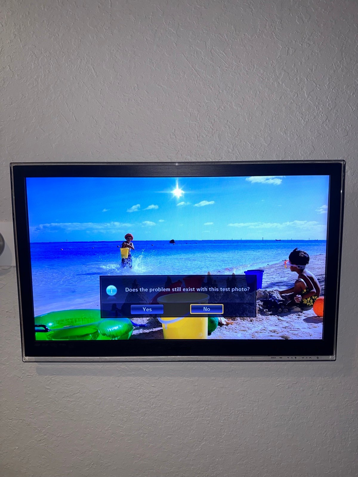 Samsung UN32C6500 32 LED-LCD TV - HDTV