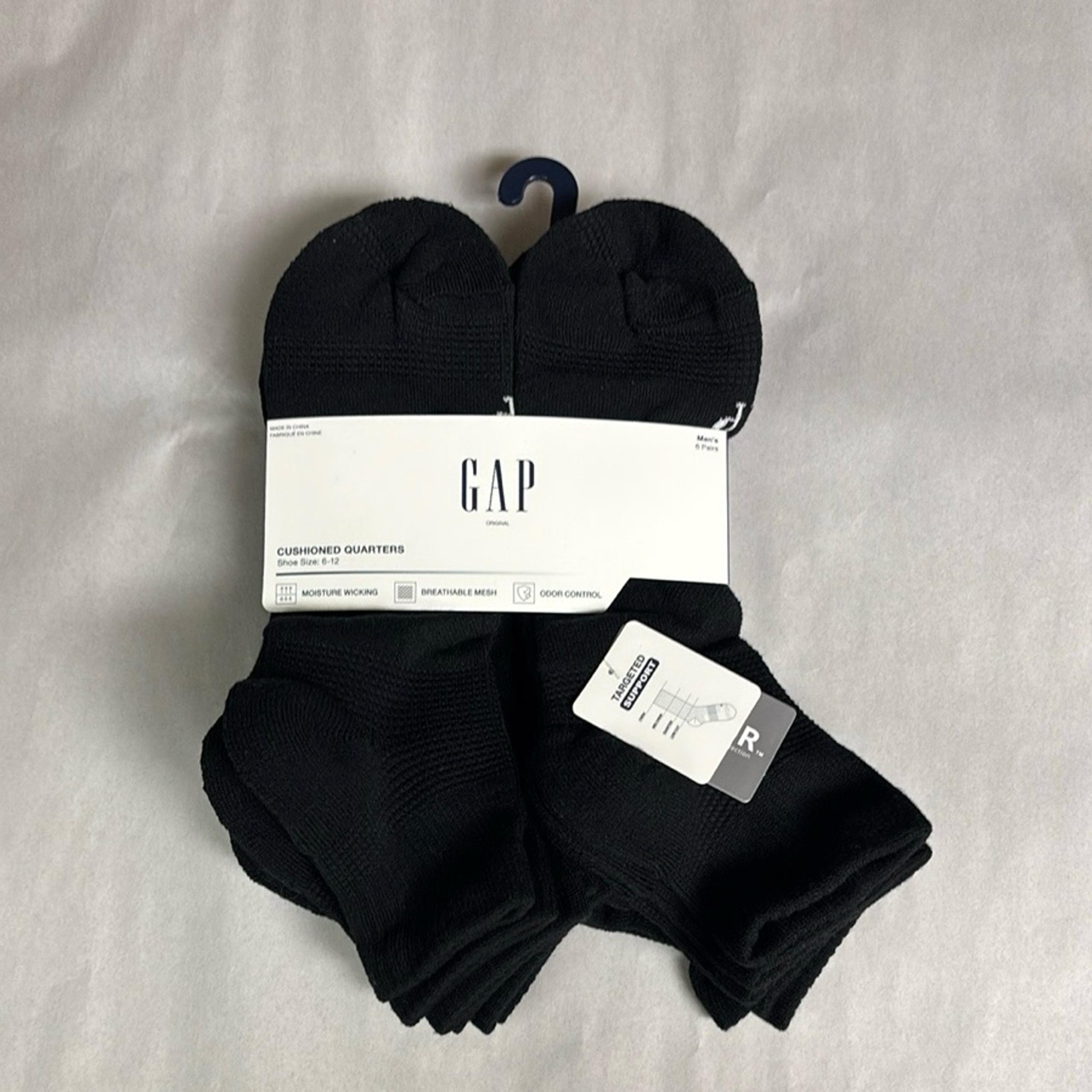 New Gap Socks Men’s Cushioned Quarters 6 Pair Black Socks Casual Activewear