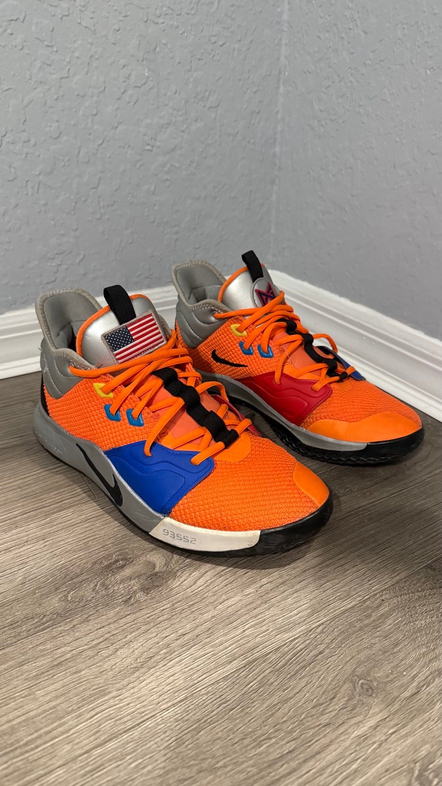 Nike pg3 nasa