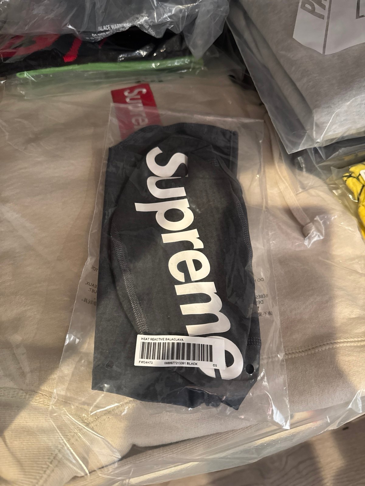 Supreme Heat Reactive Balaclava Black – Endless Supply