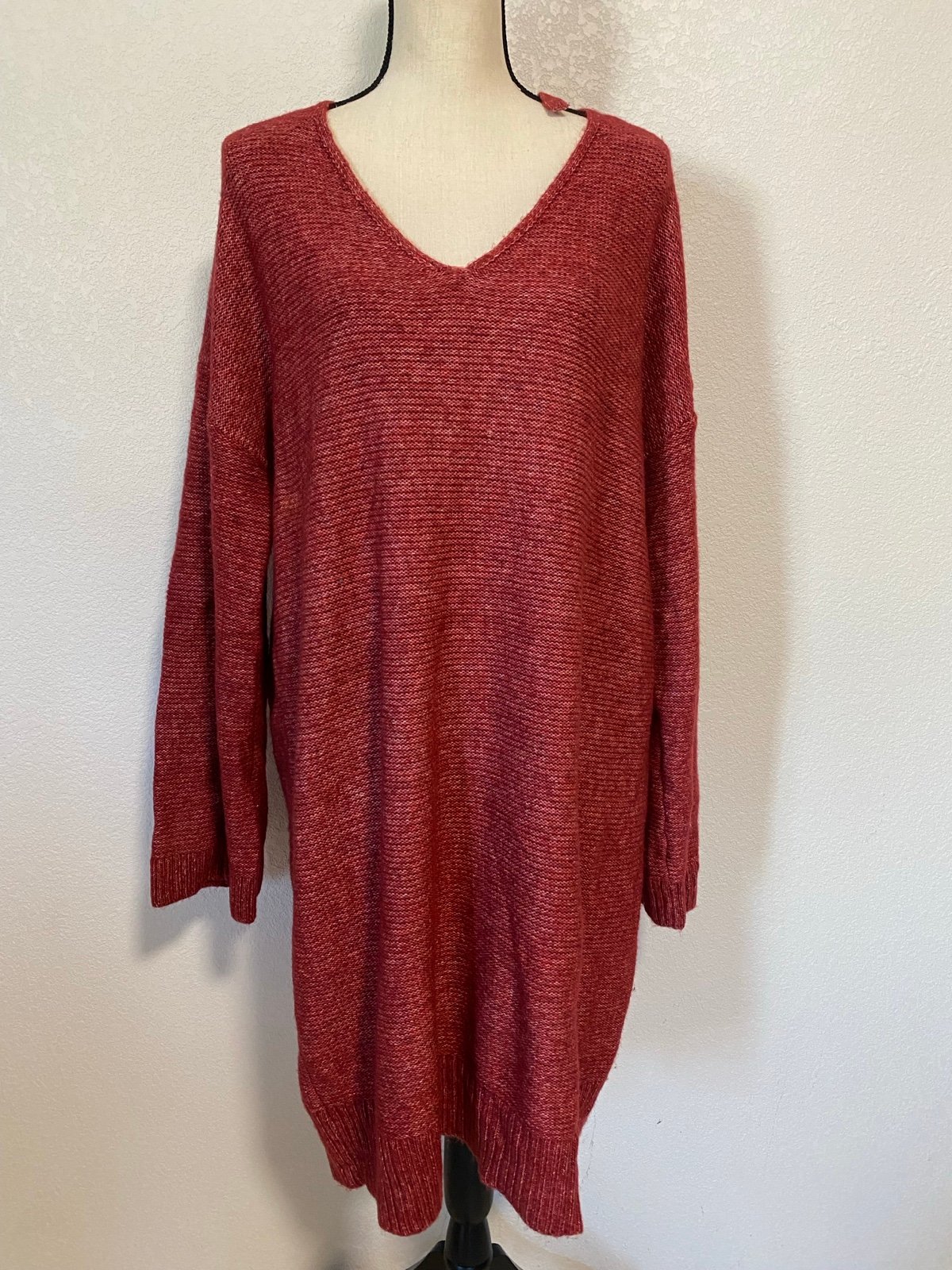 American Eagle Tunic Length V-Neck Sweater with Open Tie Detail Back Size XXL
