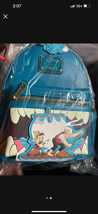 pinocchio Loungefly backpack set