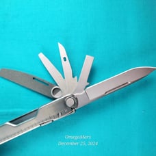 Leatherman Rebar #R2O little to no signs of usage, brand new shine and feel