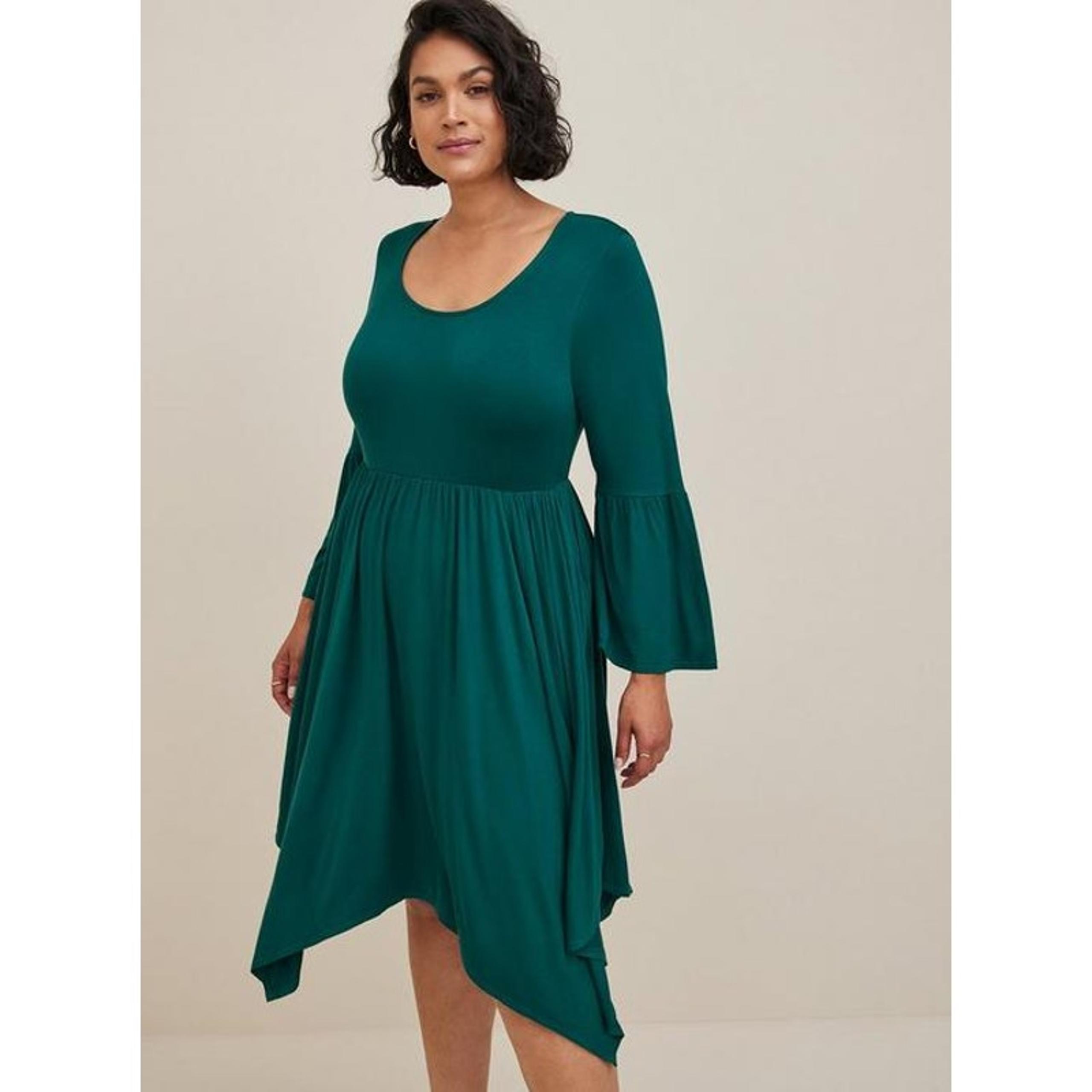 Torrid Green Super Soft Hanky Midi Dress Womens Size 2X Bell Sleeve Asymmetrical