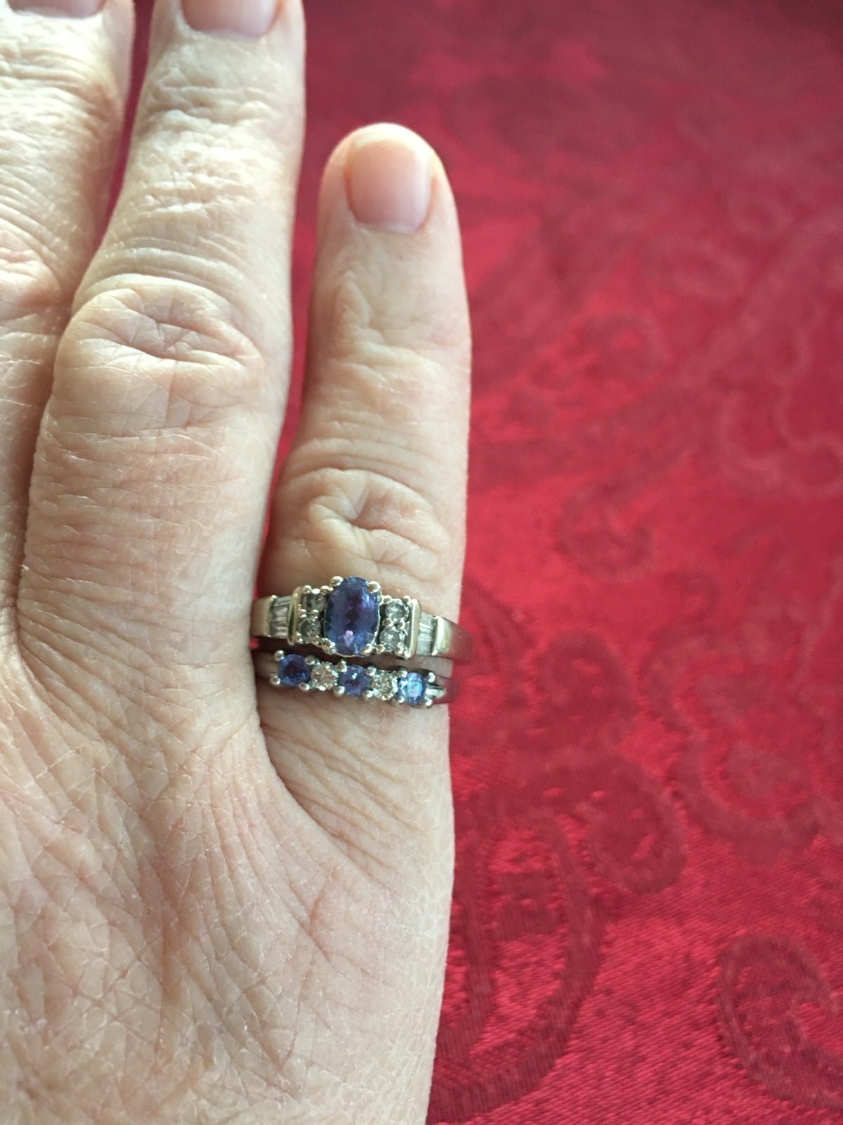 Gorgeous Tanzanite and Diamond Ring Set in 14k/Platinum