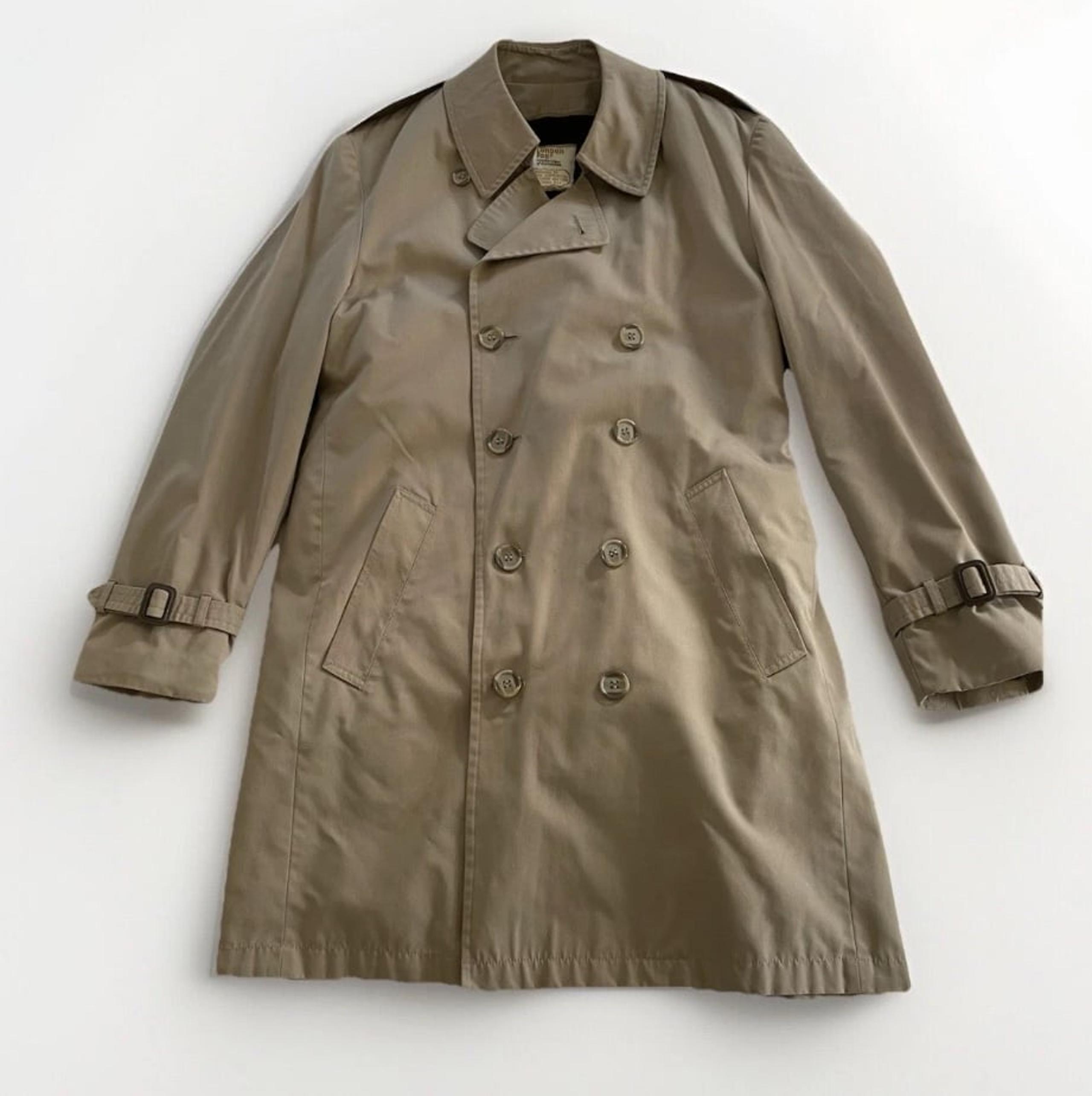 Vintage Men’s London Fog Trench Coat 38R, Small/Medium, Belted, Removable Liner