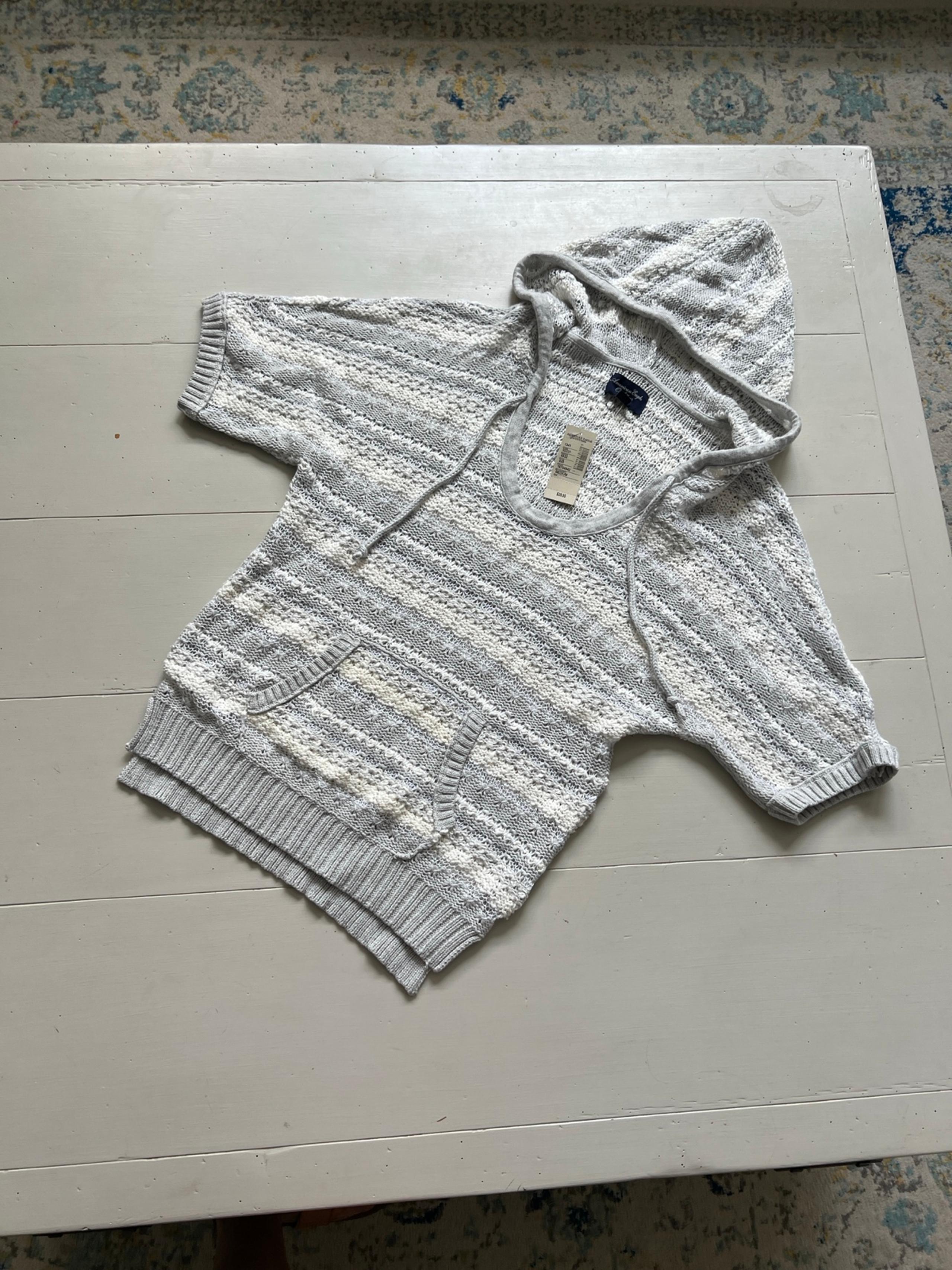 American eagle short sleeve hooded sweater