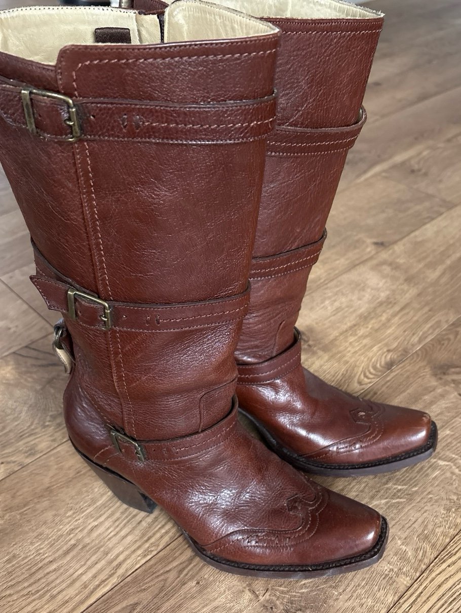 corral boots women’s dress