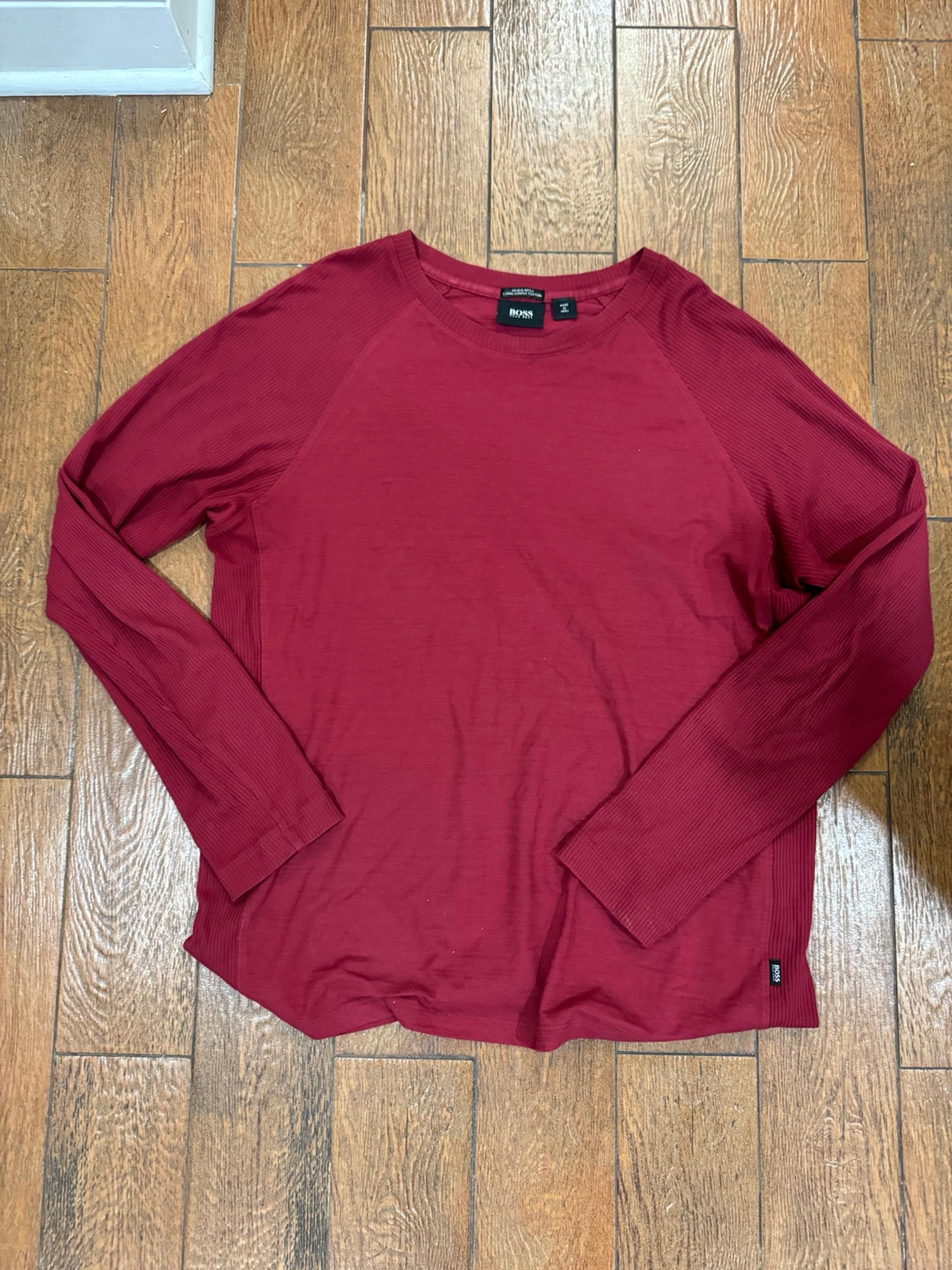 Men’s Hugo Boss crew neck sweater