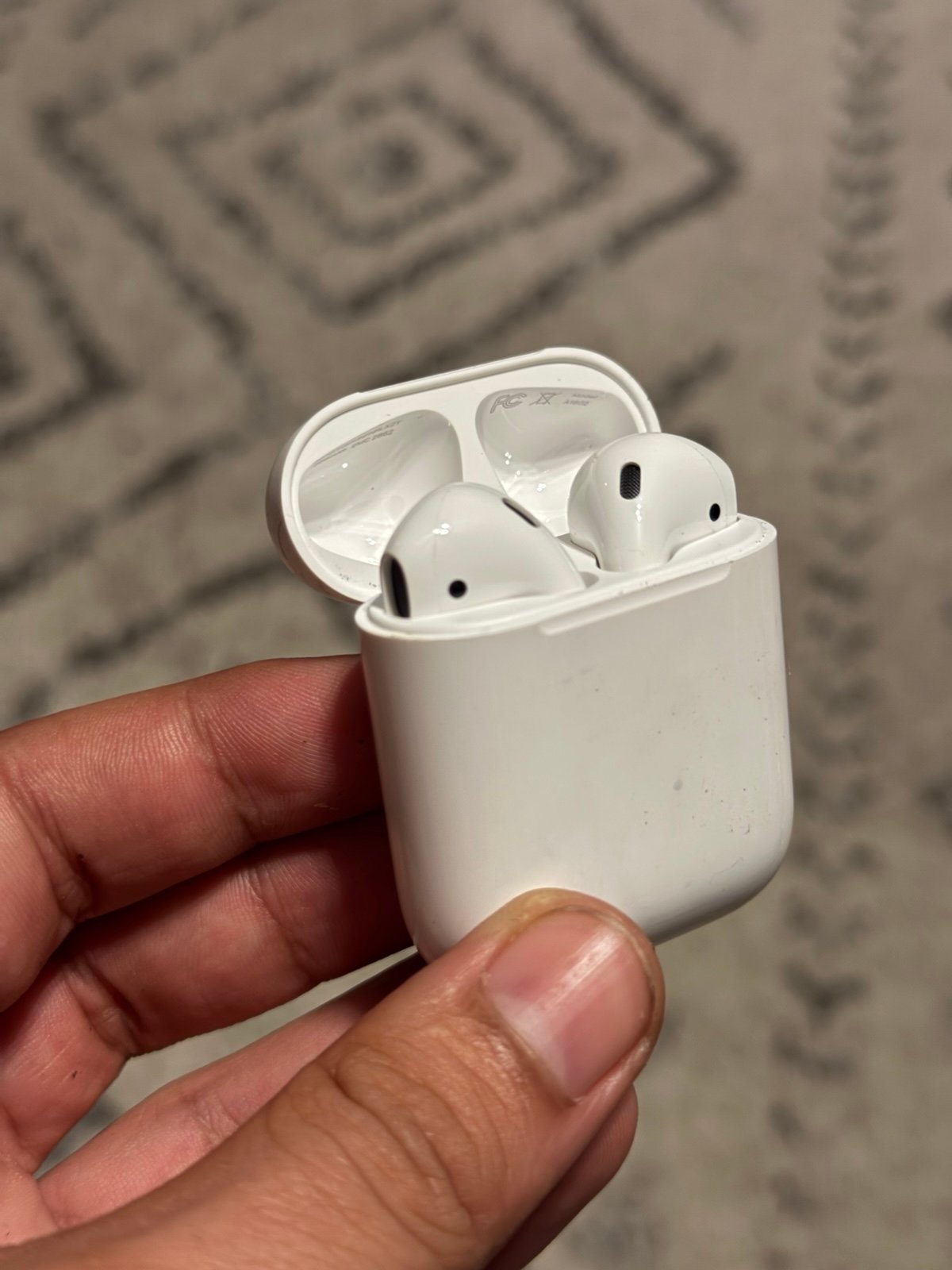 New AirPods gen 2