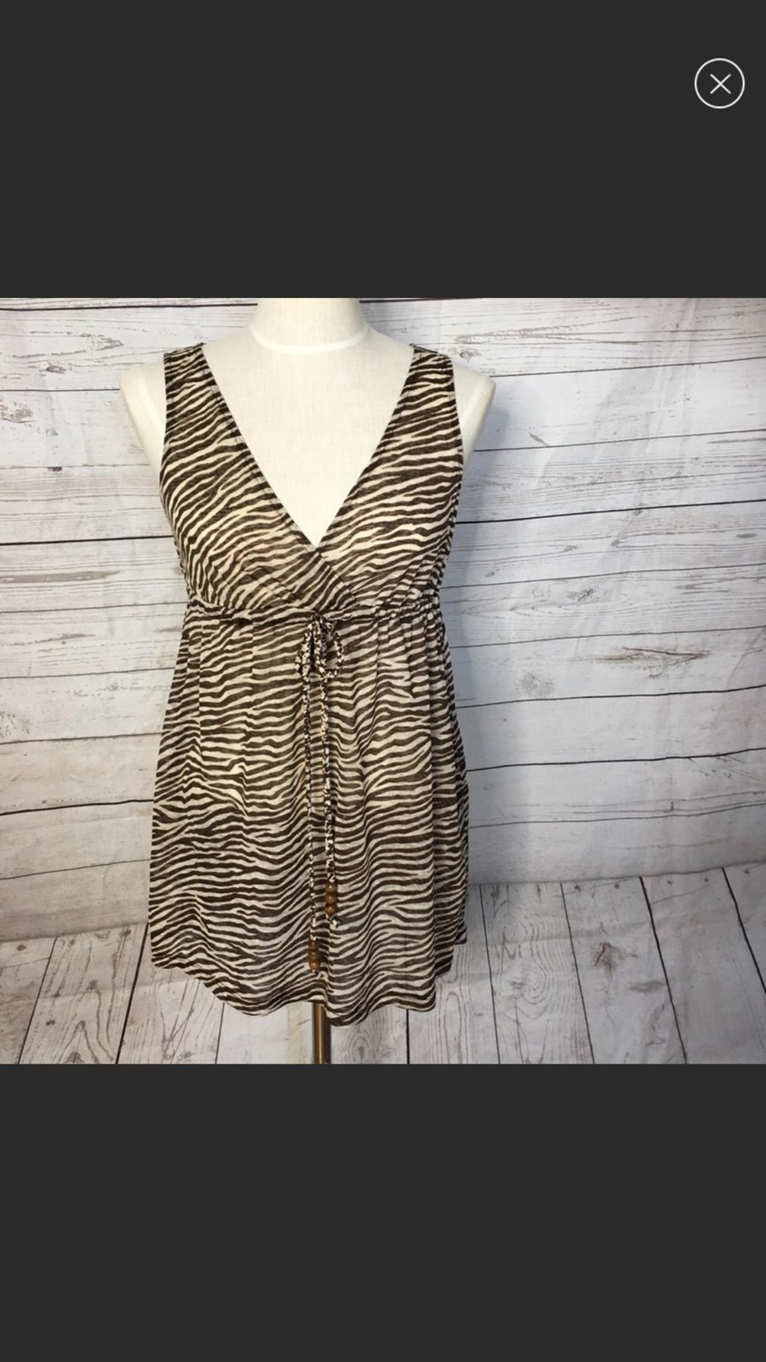 New York & Company Swimsuit Cover Up