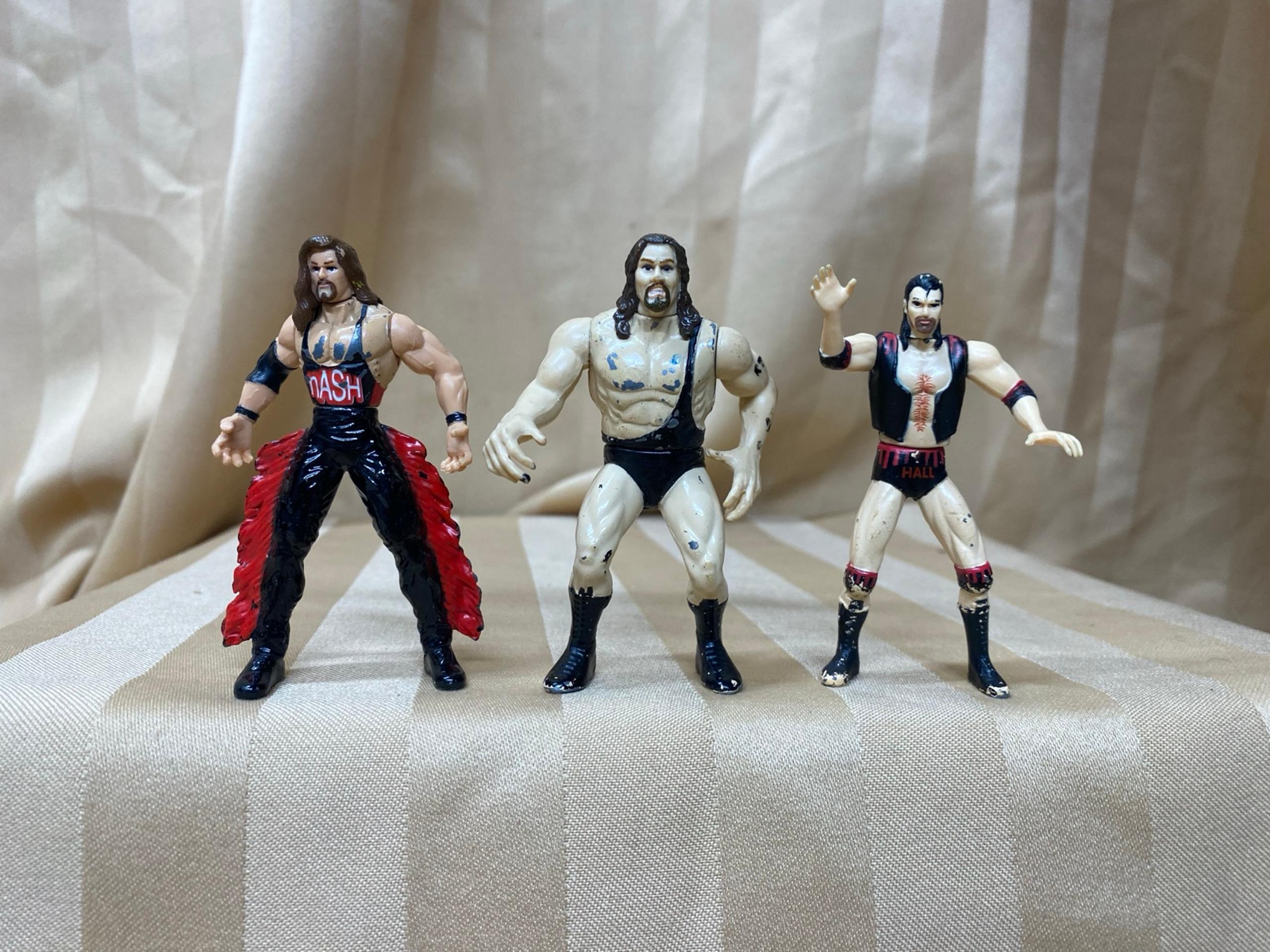 Vintage 1998 Toy Biz WWE Die-cast Mini Figures Wrestlers