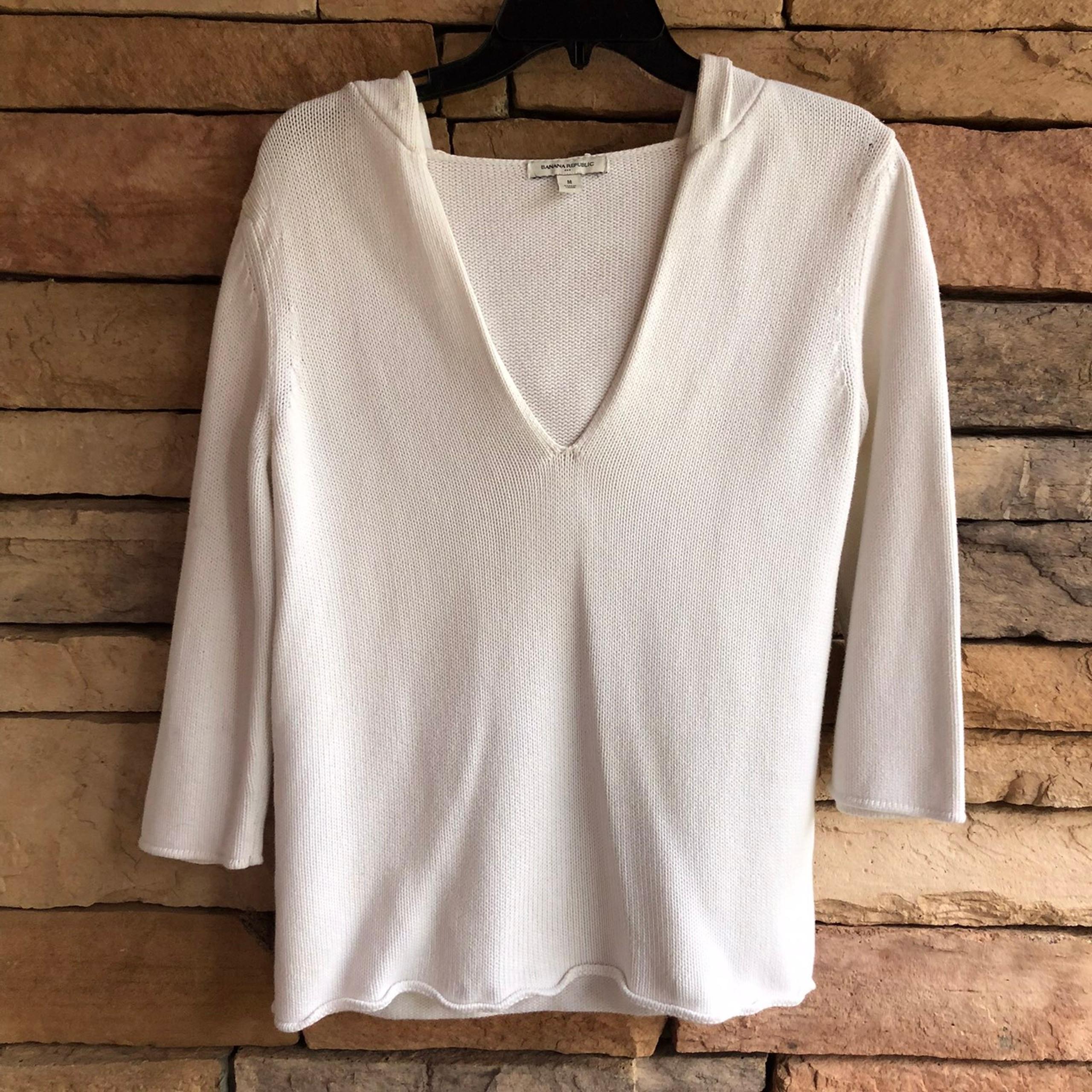 Banana Republic white hooded sweater